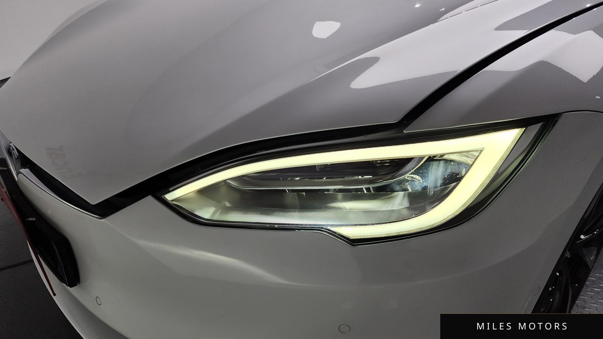 Tesla Model S 2020 — миниатюра 7