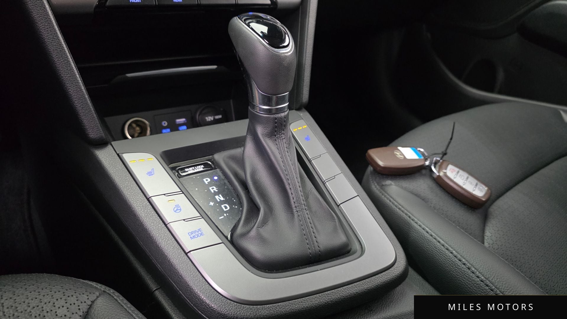 Hyundai AVANTE 2016 — миниатюра 9