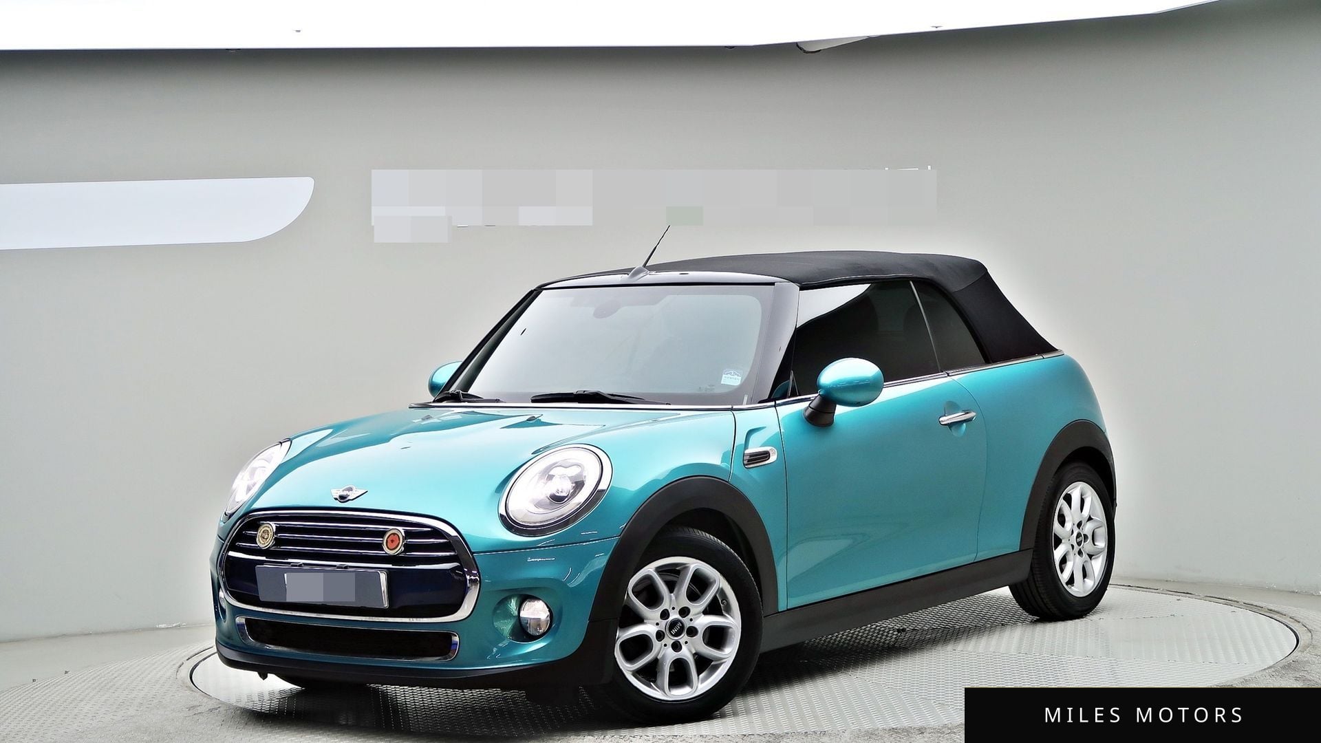 MINI Cooper Convertible 2018 — фото 1 из 12