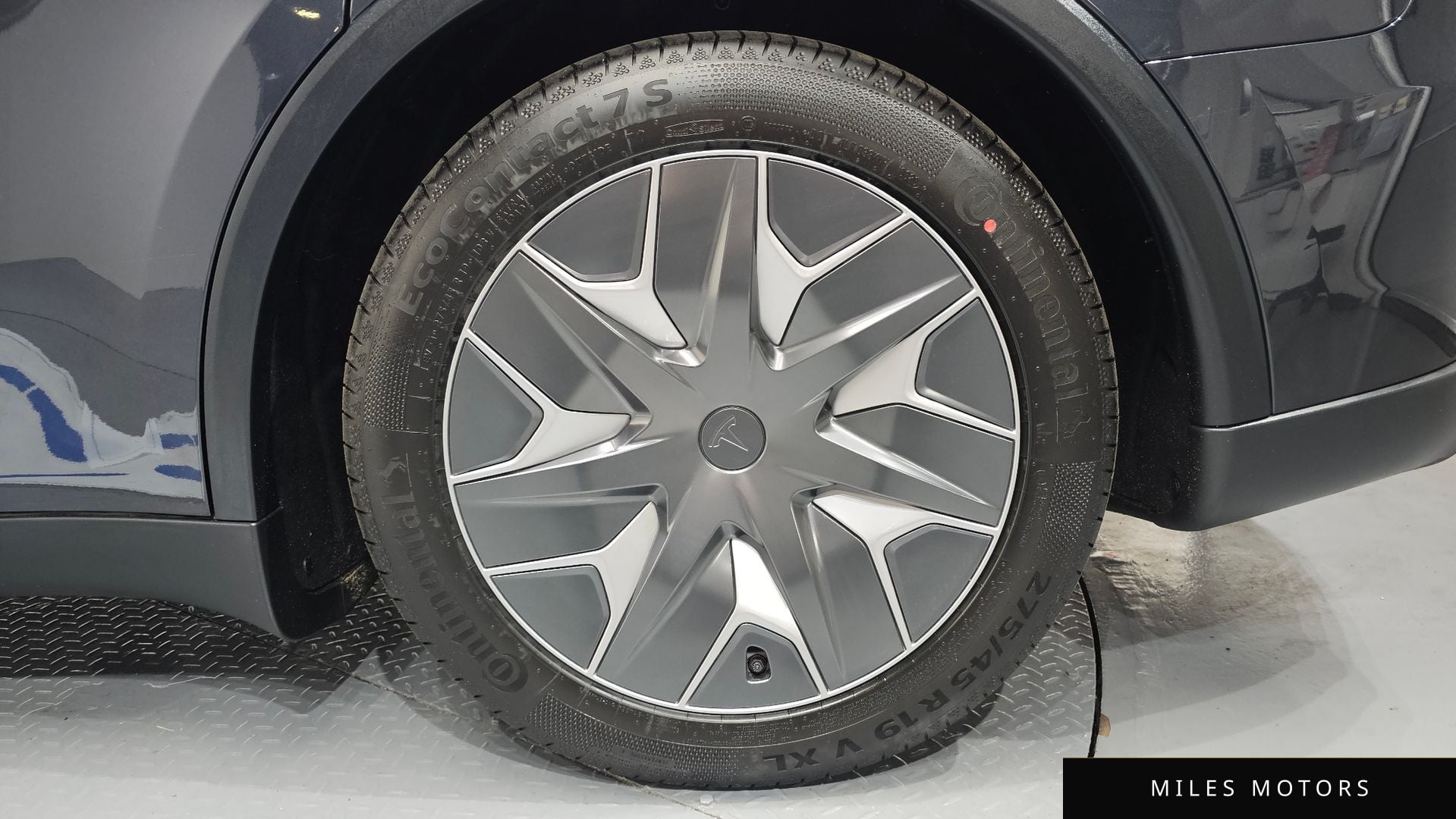 Tesla Model Y 2026 — миниатюра 7