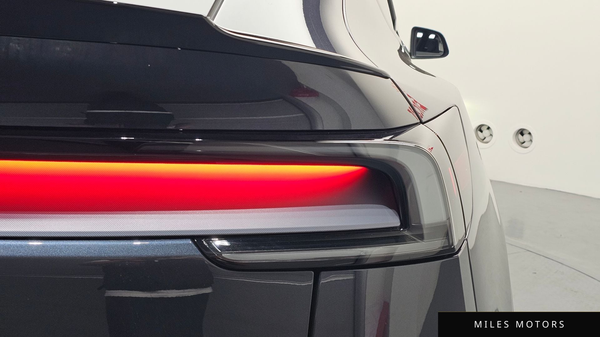 Tesla Model Y 2026 — миниатюра 9