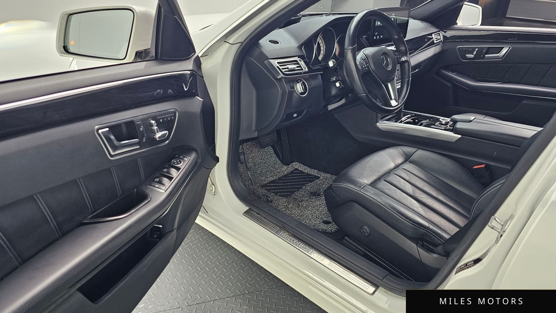 Mercedes-Benz E-Class W212 2016 — миниатюра 10