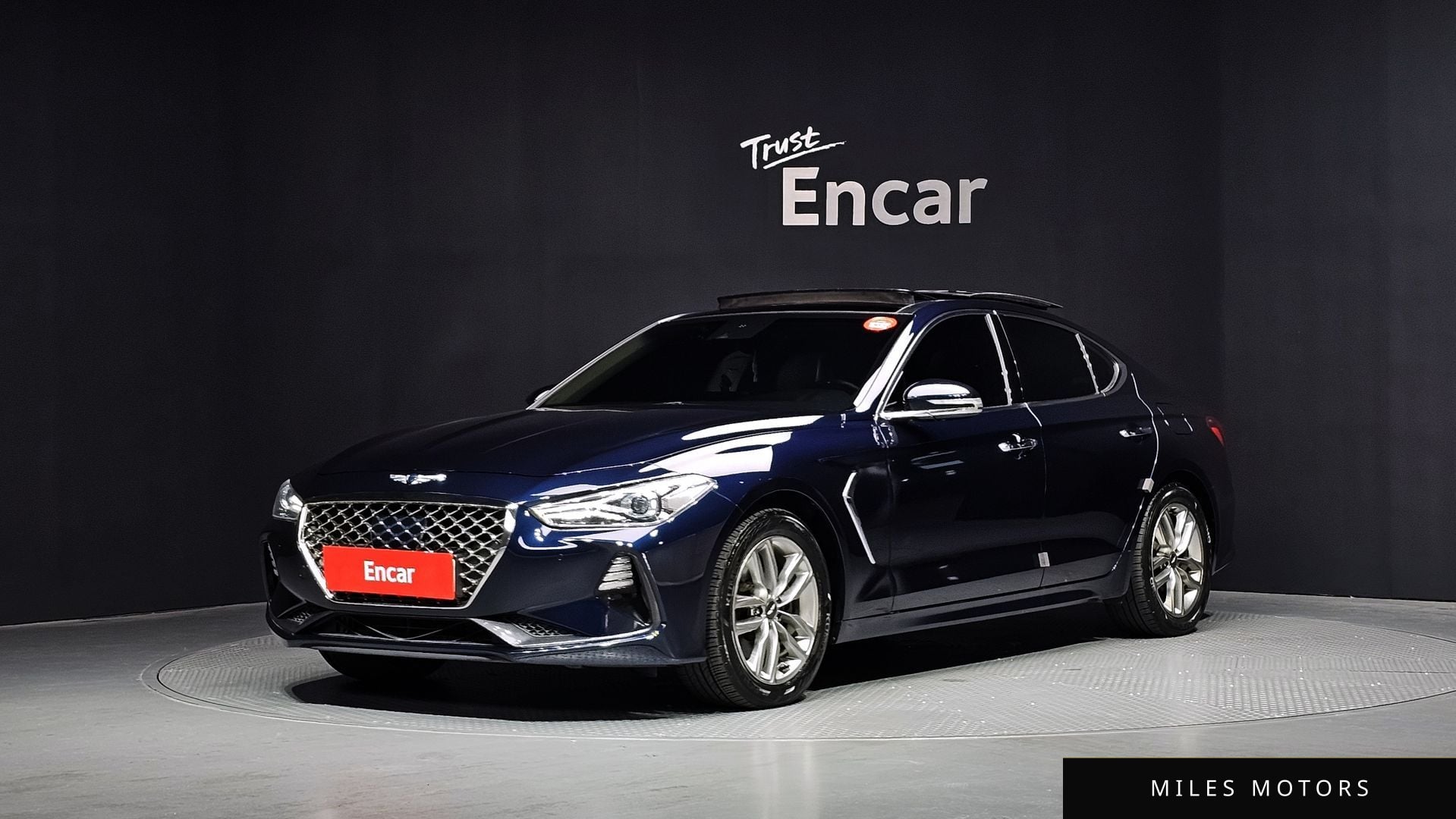 Genesis G70 2018 — фото 1 из 12