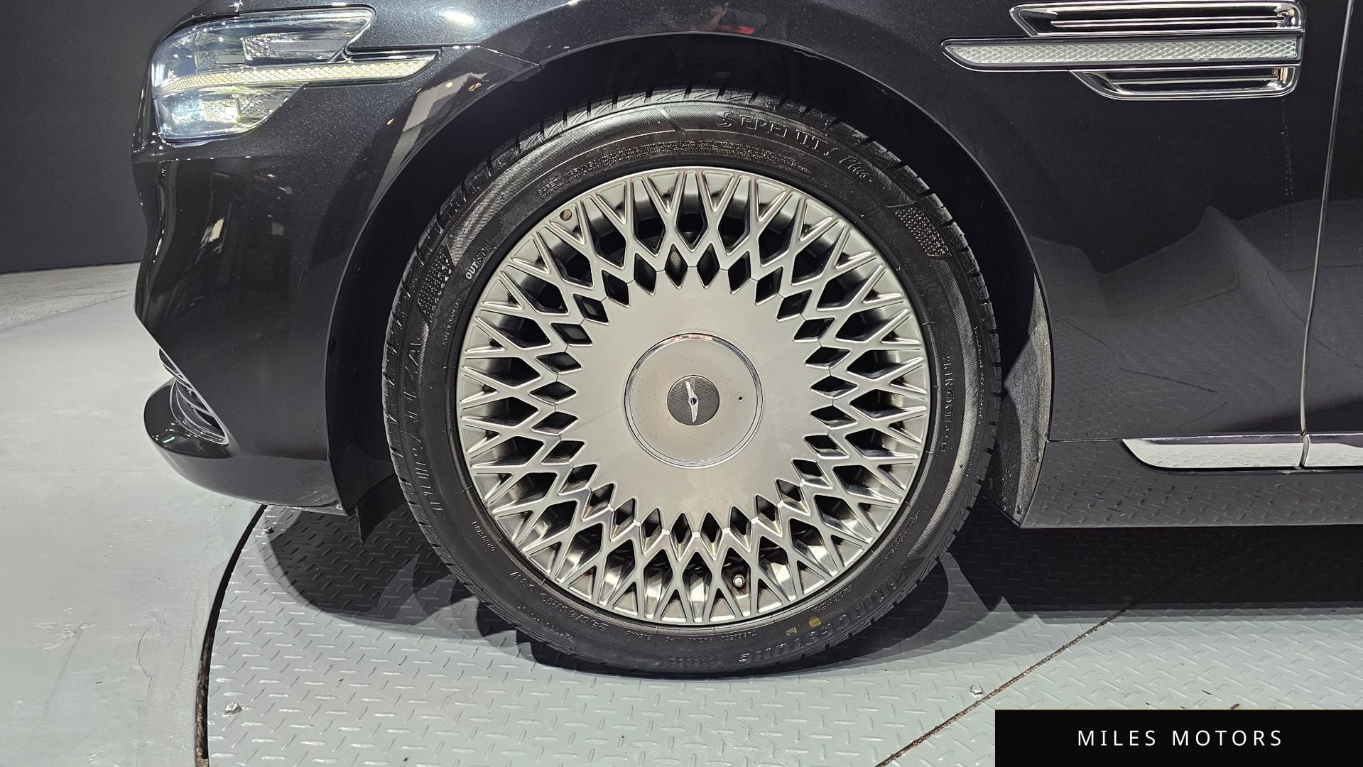 Genesis G90 2019 — миниатюра 5