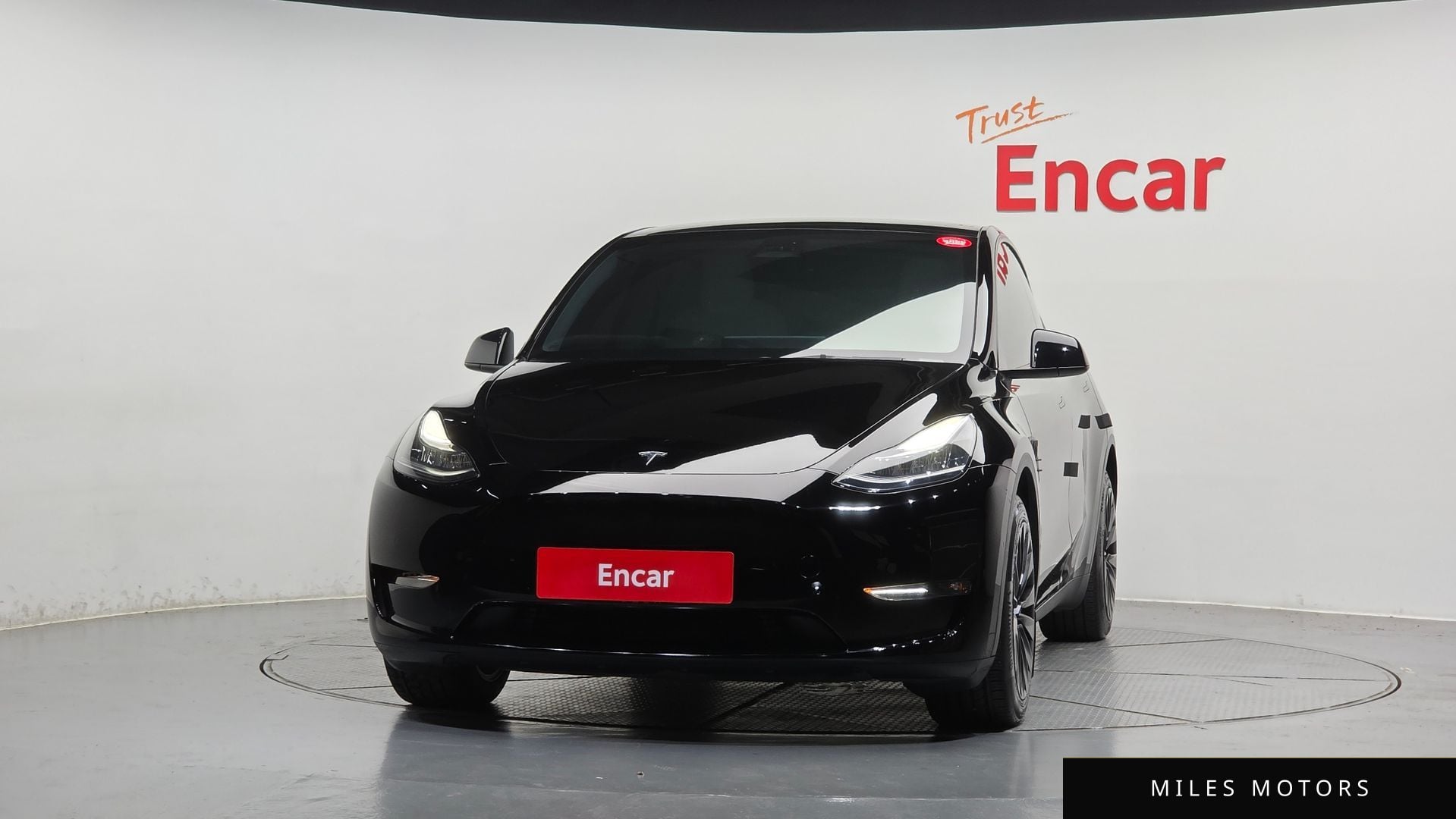 Tesla Model Y 2022 — миниатюра 3
