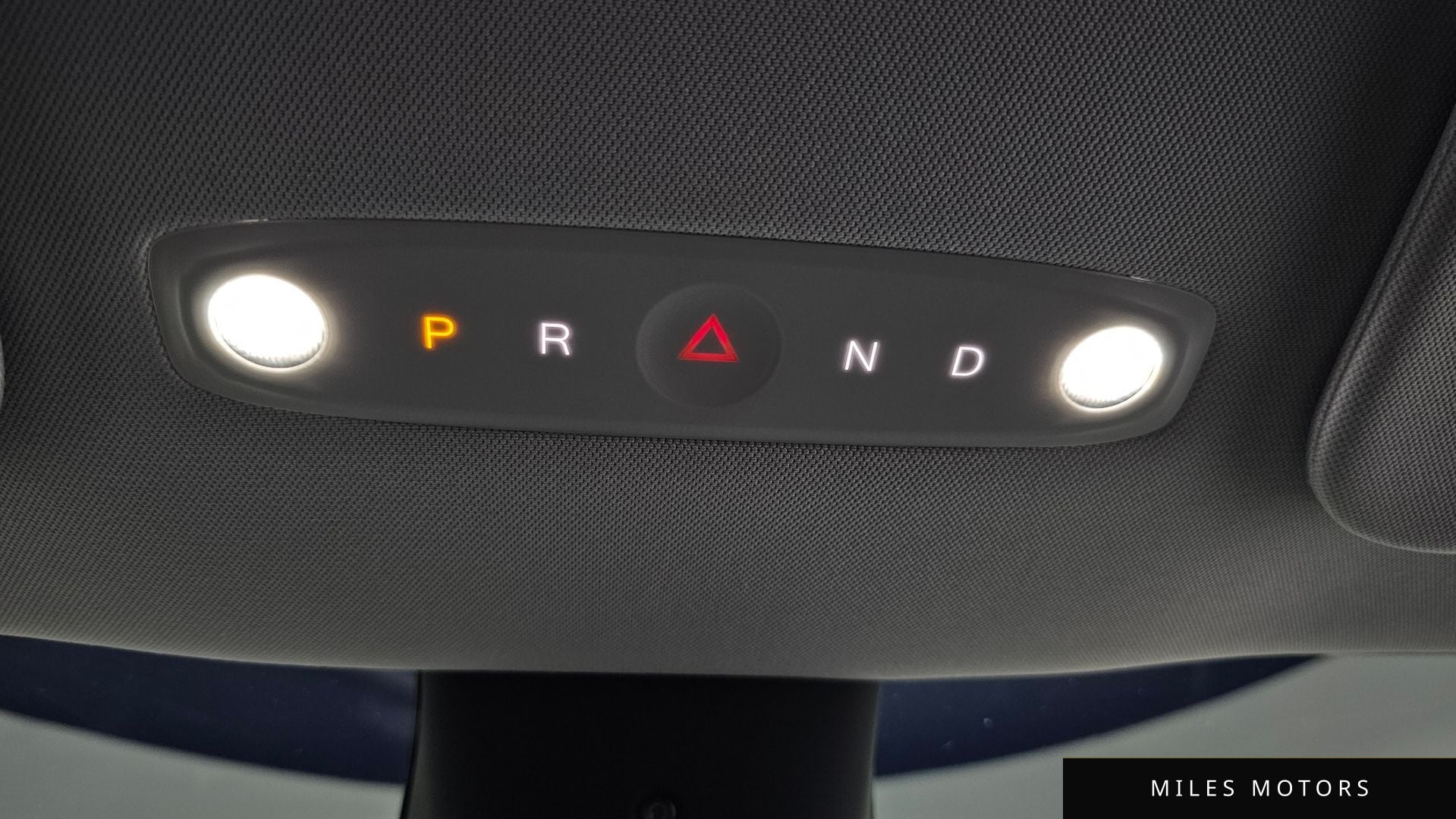 Tesla Model Y 2025 — миниатюра 11