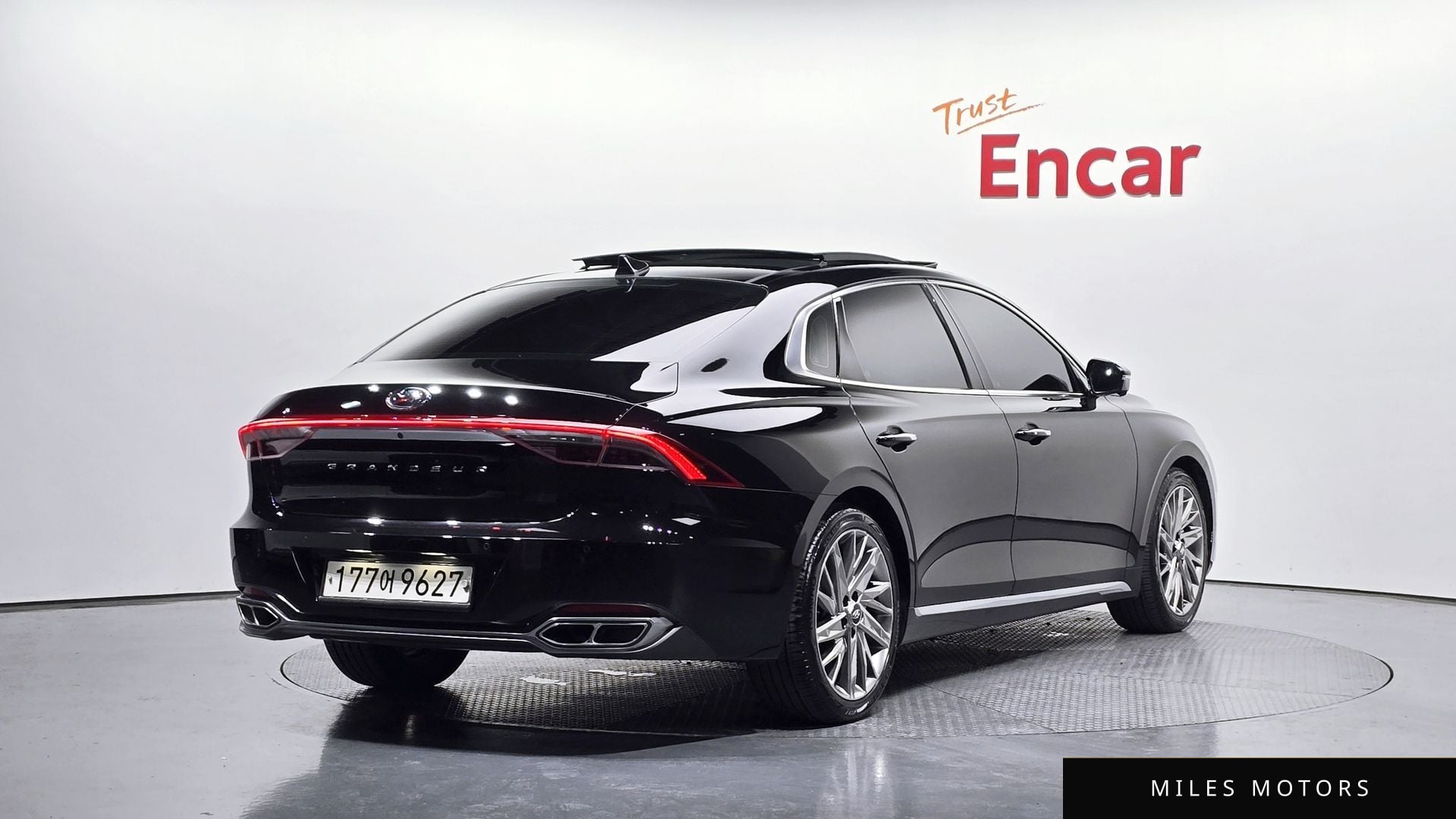 Hyundai Grandeur 2020 — фото 1 из 12