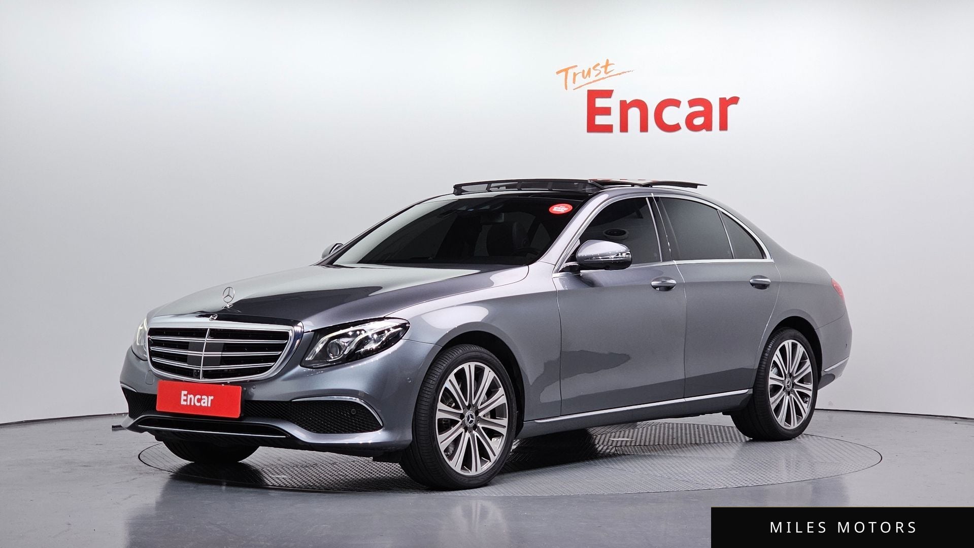 Mercedes-Benz E-Class W213 2020 — фото 1 из 12
