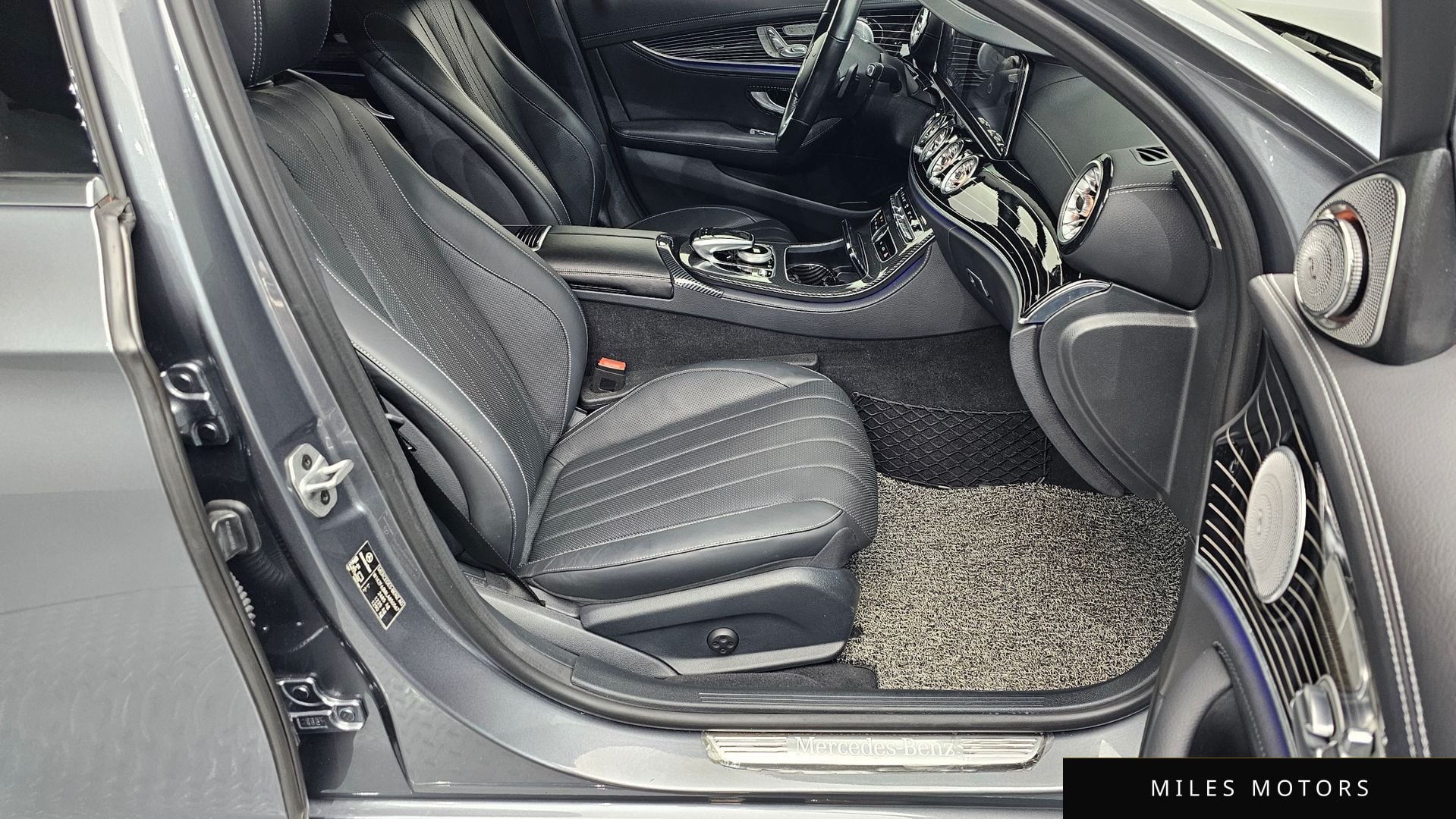 Mercedes-Benz E-Class W213 2020 — миниатюра 11