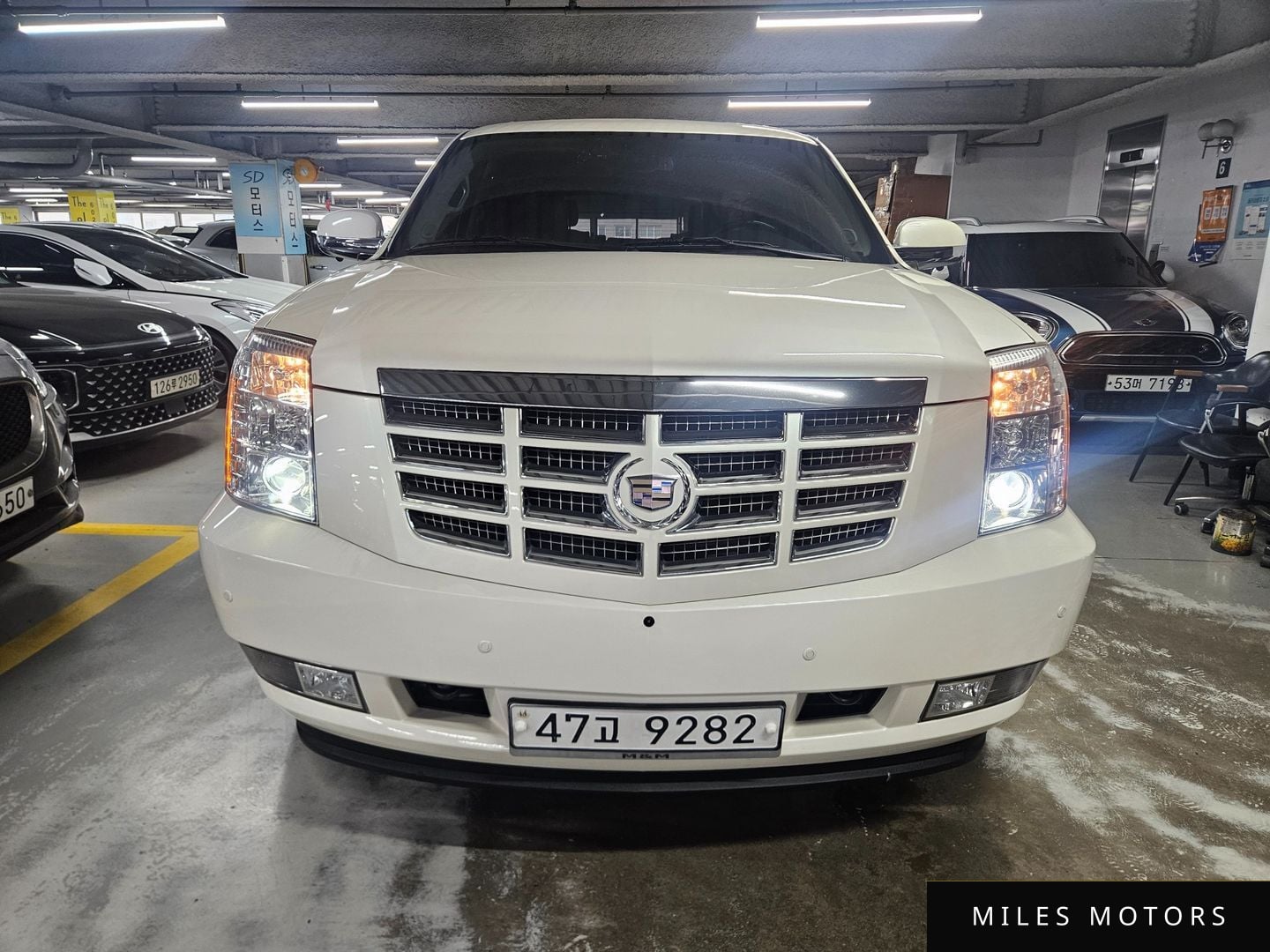 Cadillac Escalade 2009 — миниатюра 3