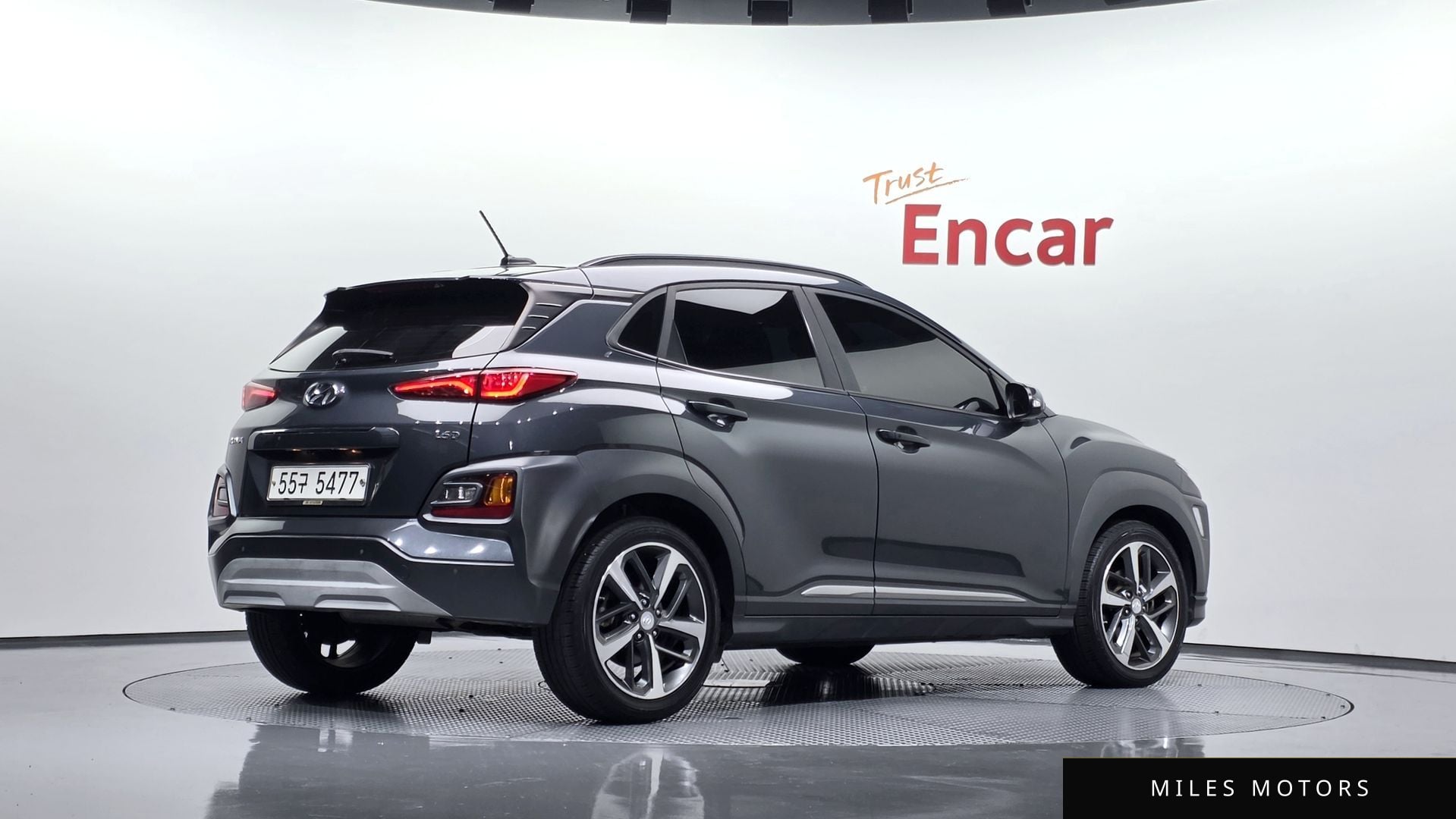 Hyundai Kona 2018 — фото 1 из 12