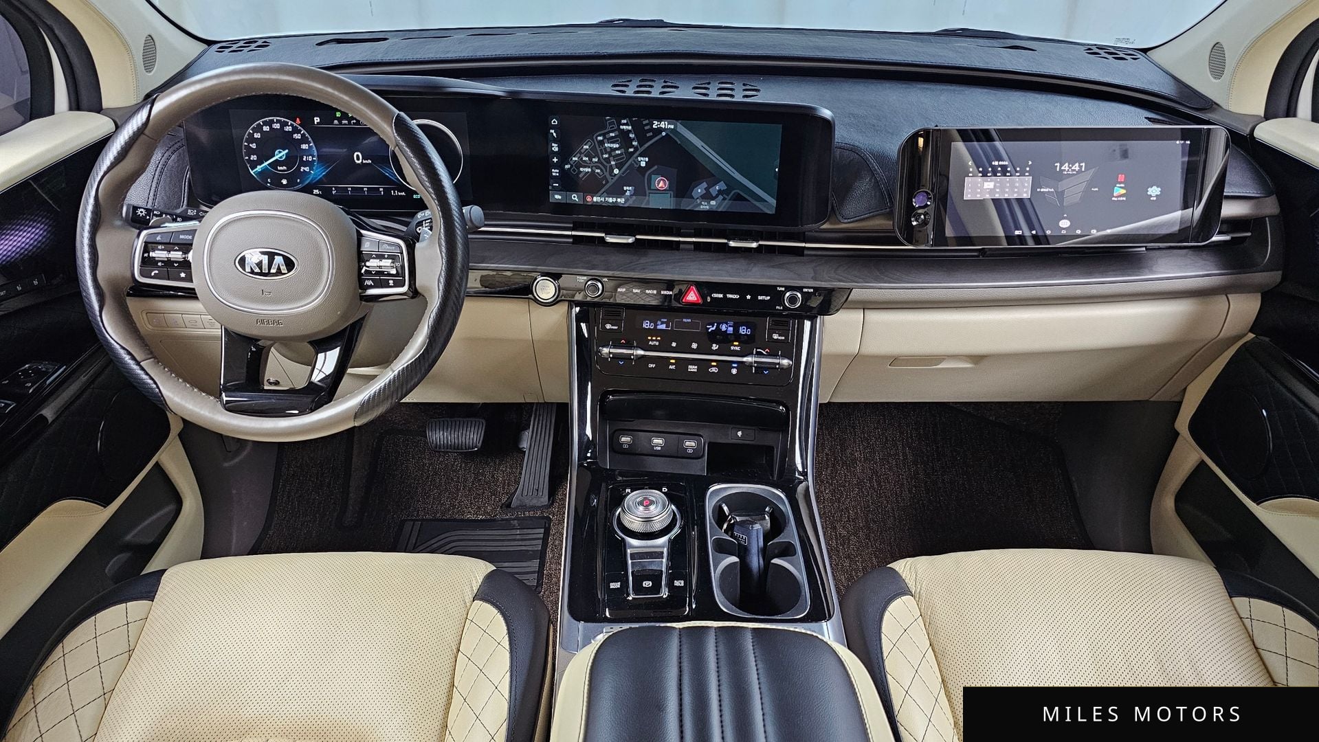 Kia Carnival 2021 — миниатюра 10