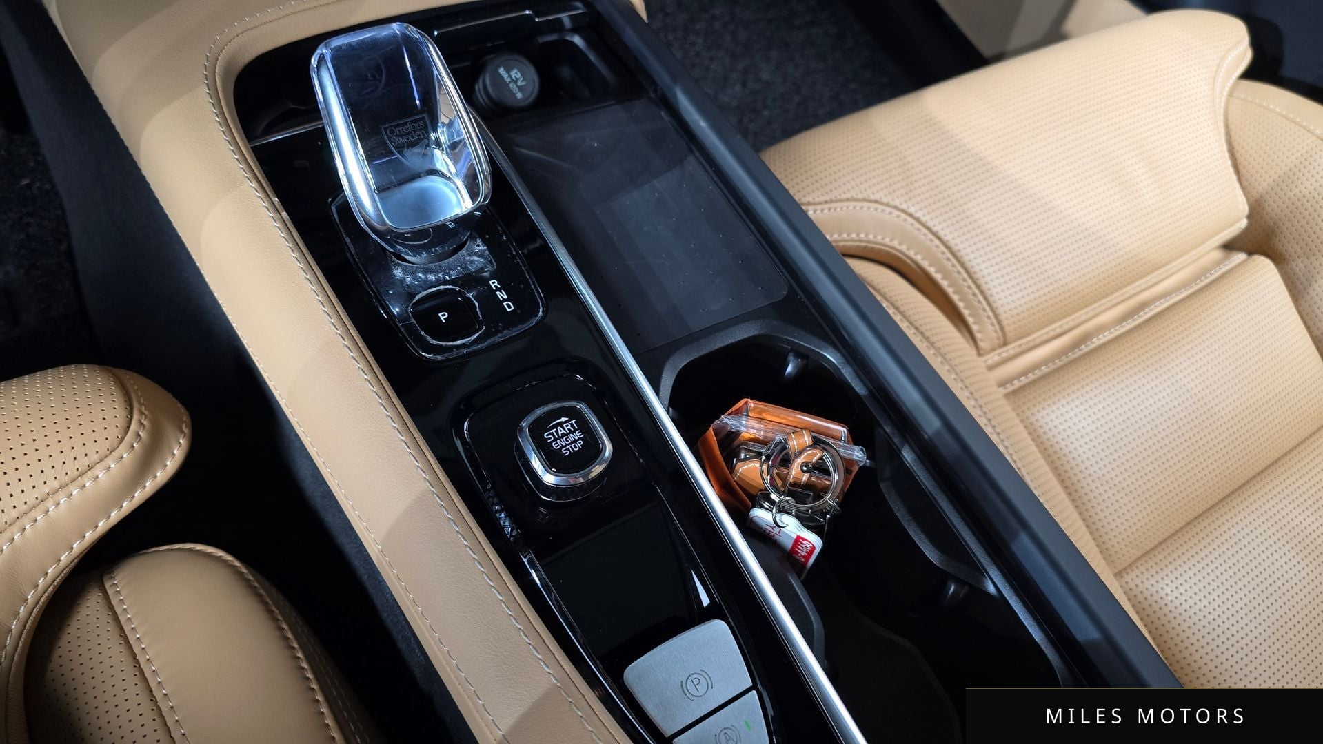 Volvo XC90 2024 — миниатюра 12