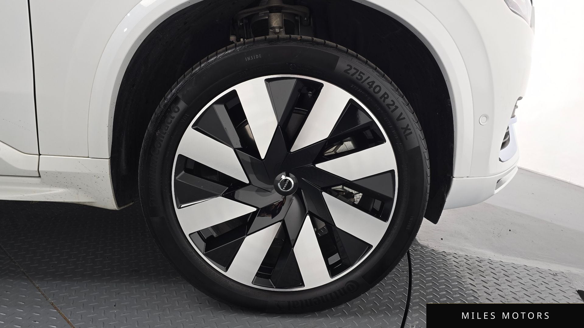Volvo XC90 2024 — миниатюра 7