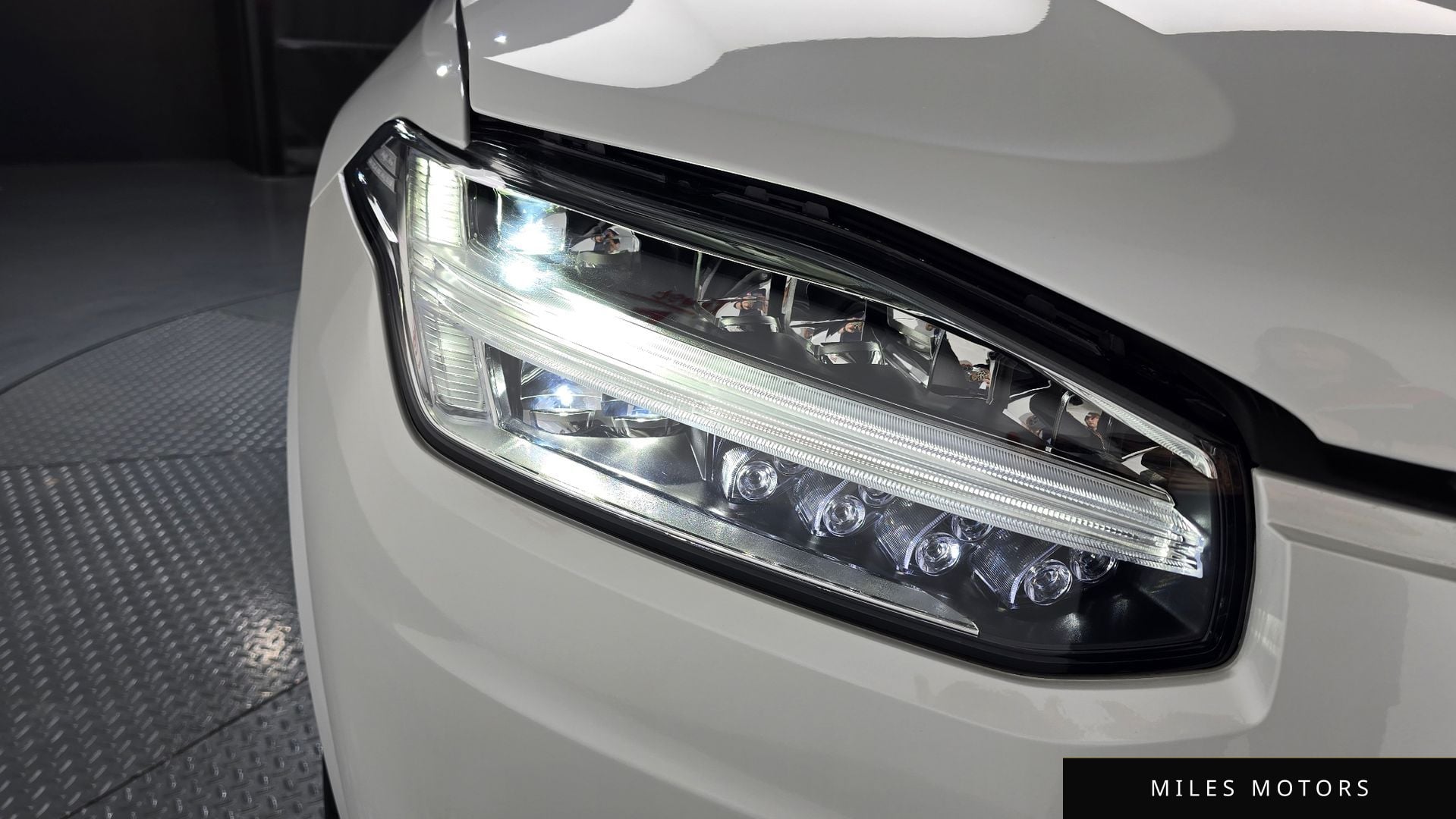 Volvo XC90 2024 — миниатюра 8
