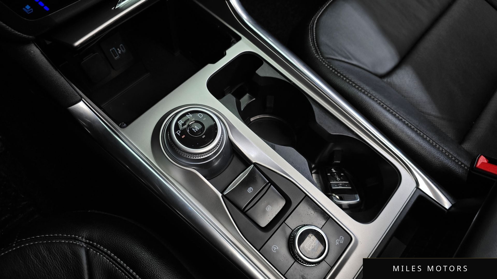 Ford Explorer 2020 — миниатюра 12