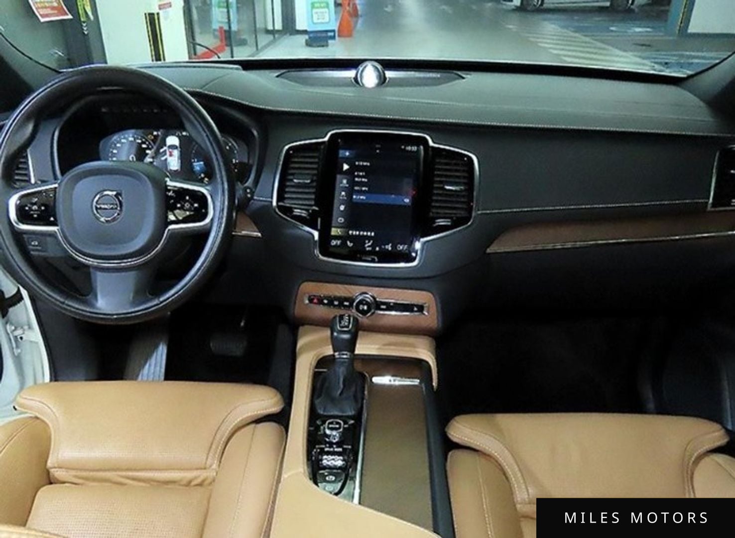 Volvo XC90 2017 — миниатюра 10