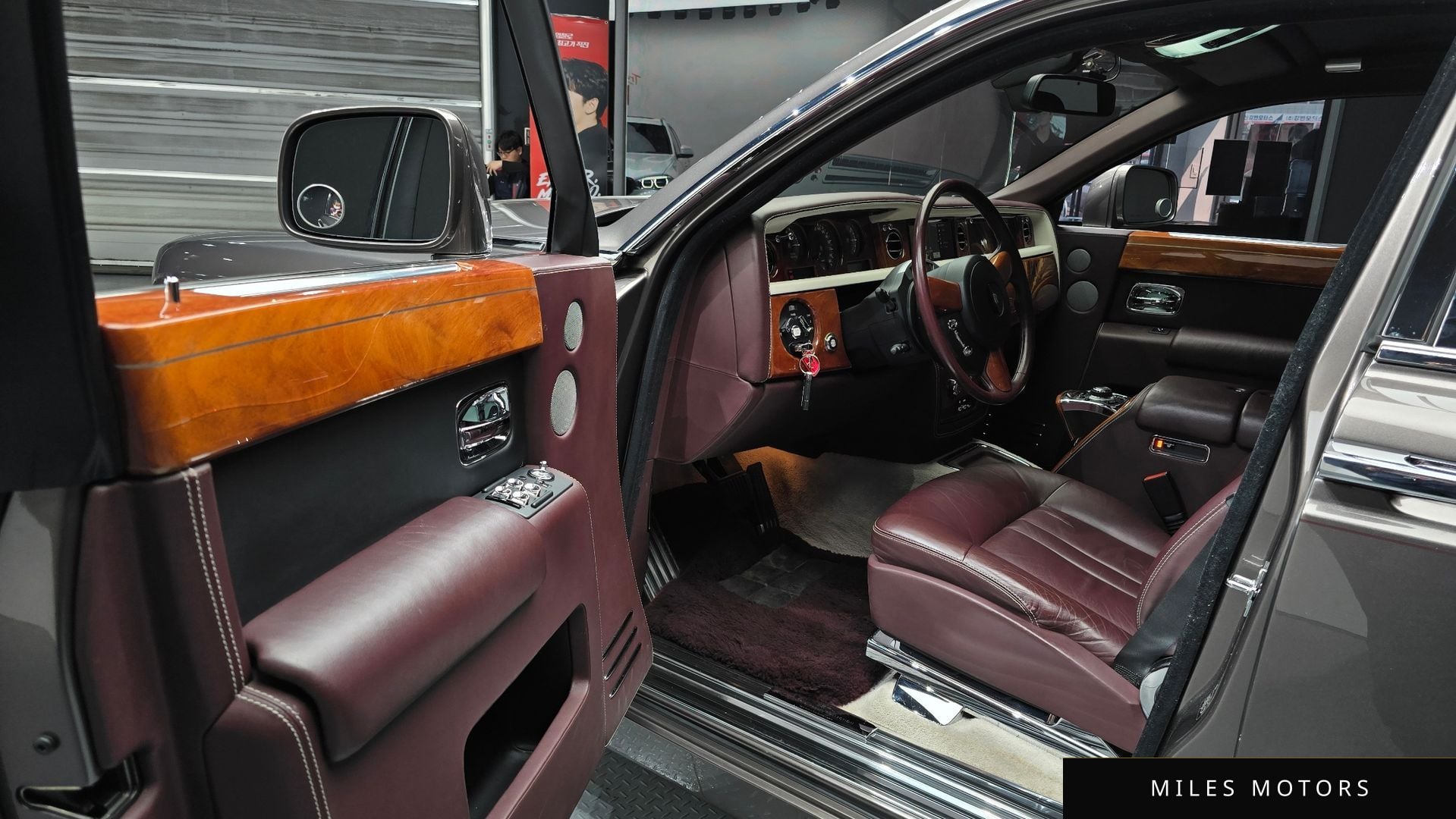 Rolls-Royce Phantom 2015 — миниатюра 10