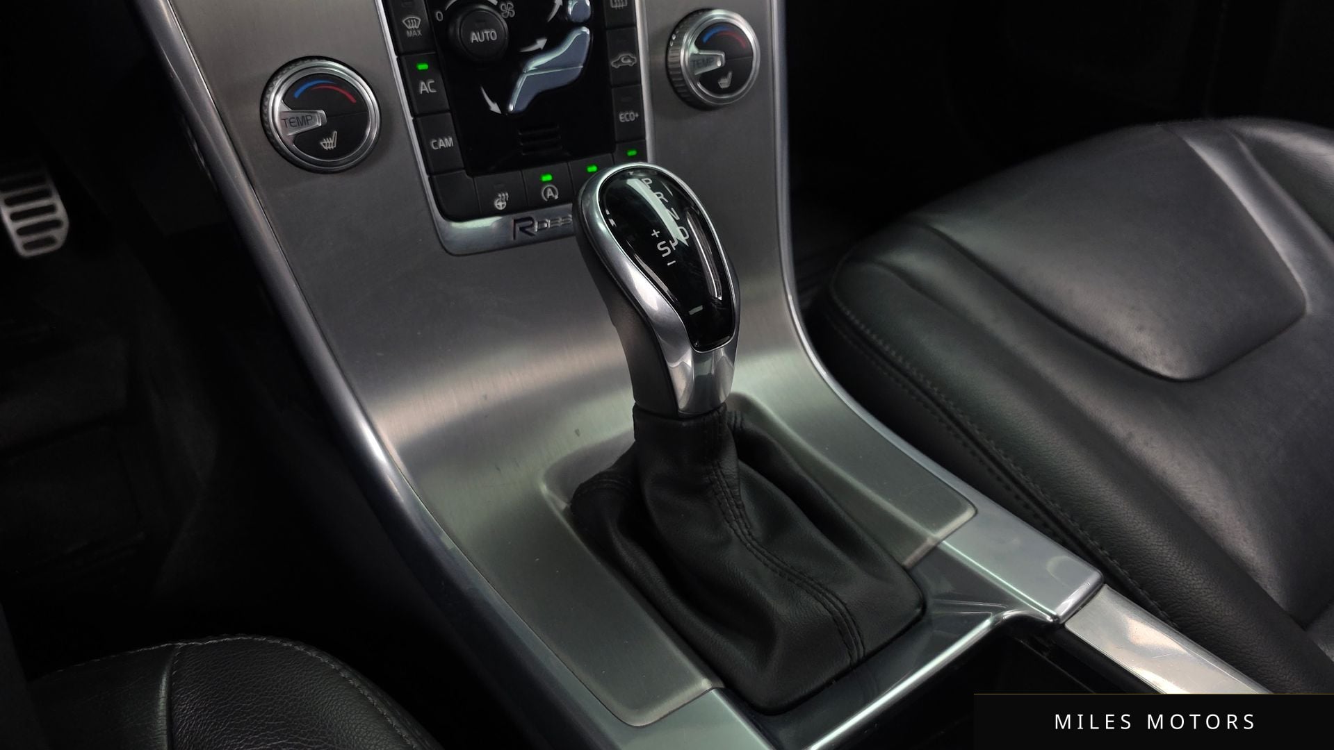 Volvo XC60 2017 — миниатюра 9