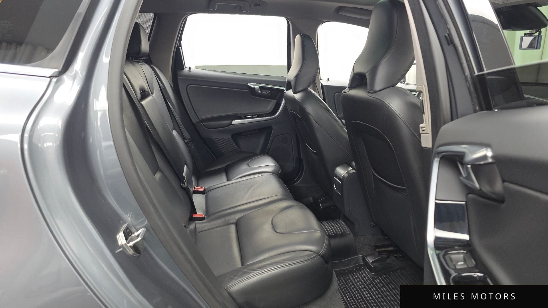 Volvo XC60 2017 — миниатюра 12