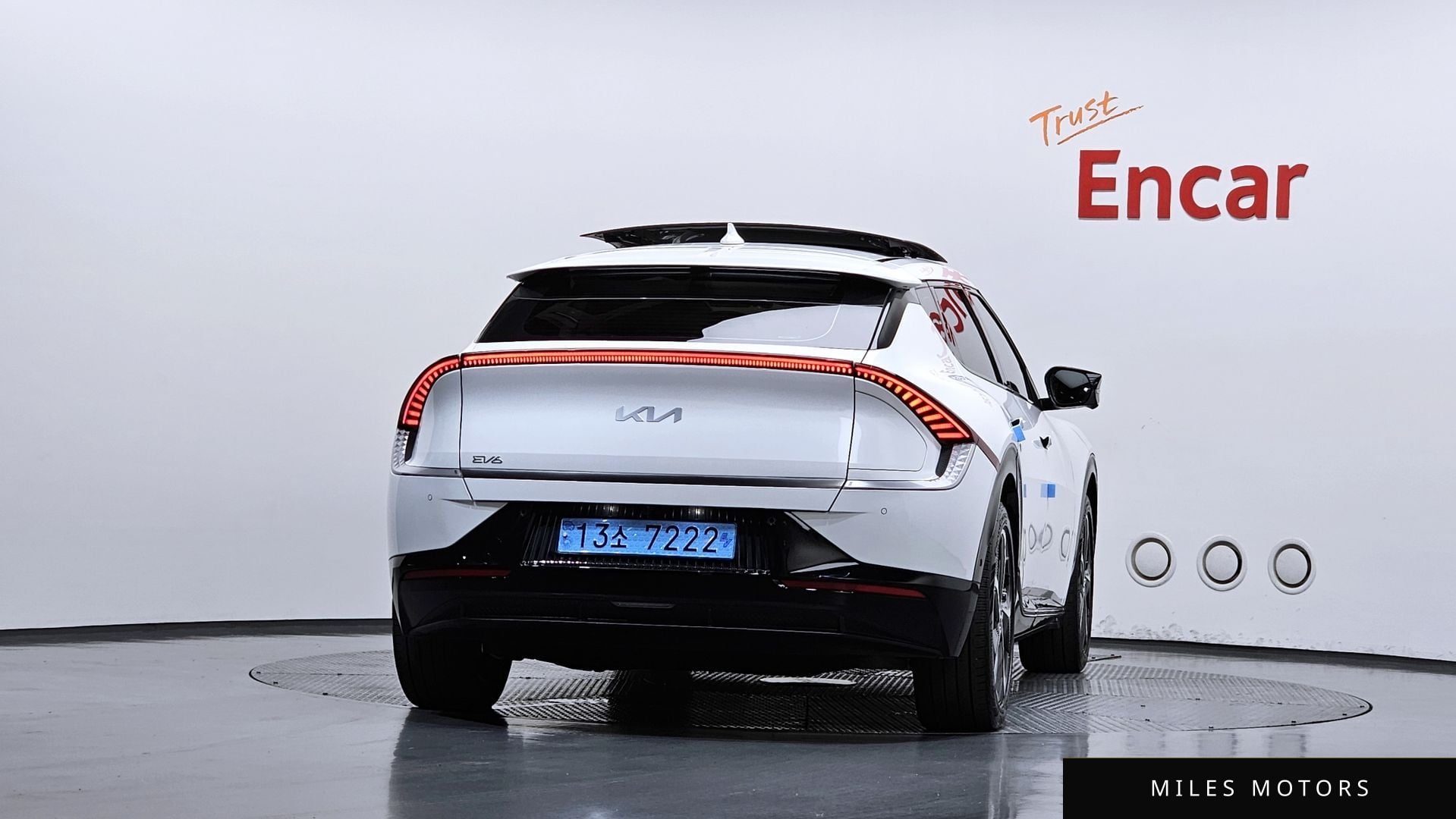 Kia EV6 2023 — миниатюра 4