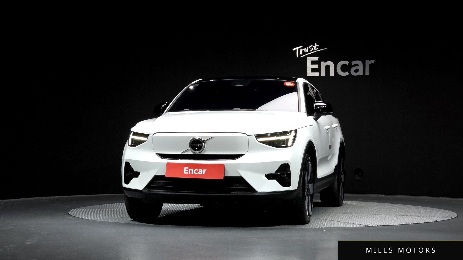 Volvo C40 2023 — миниатюра 3