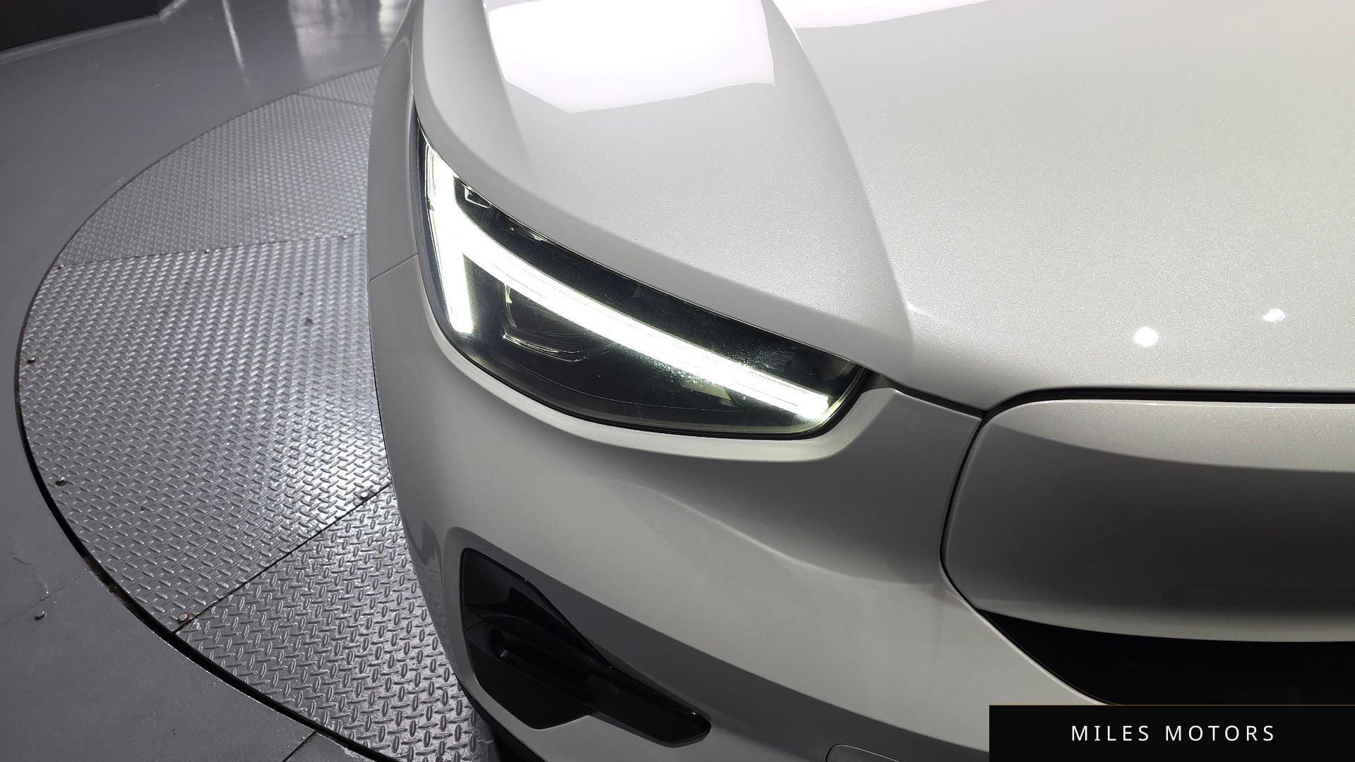 Volvo C40 2023 — миниатюра 8