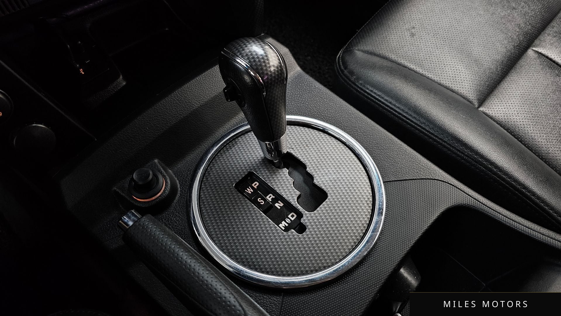KG Mobility KORANDO 2015 — миниатюра 12