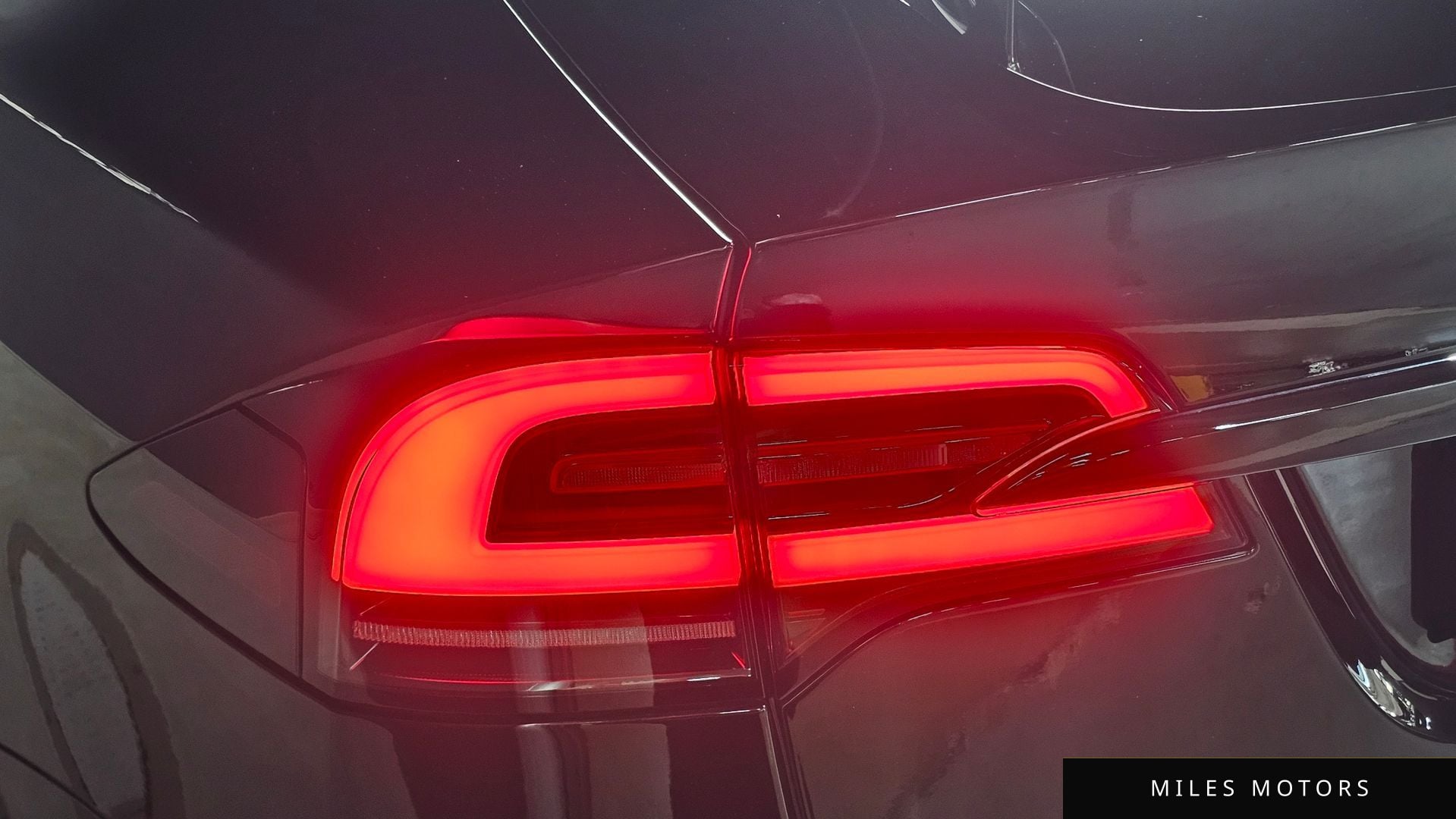 Tesla Model X 2023 — миниатюра 9