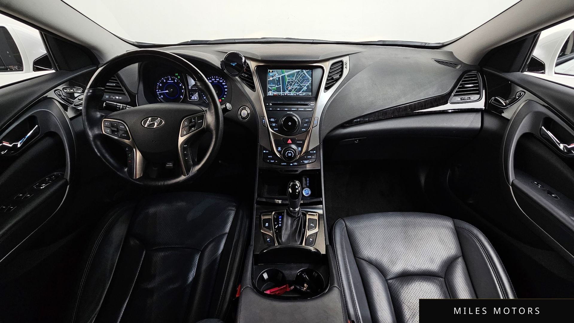 Hyundai Grandeur 2013 — миниатюра 10