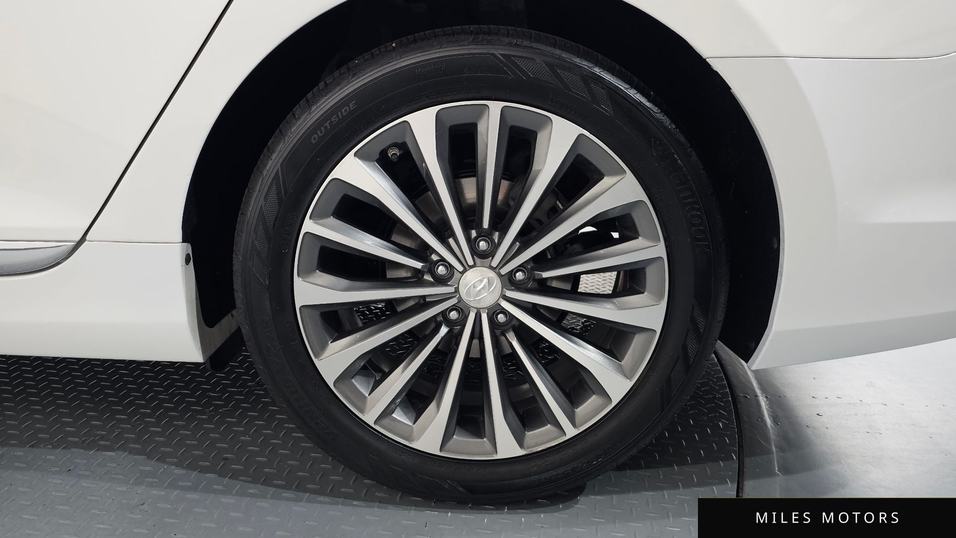 Hyundai Grandeur 2013 — миниатюра 7