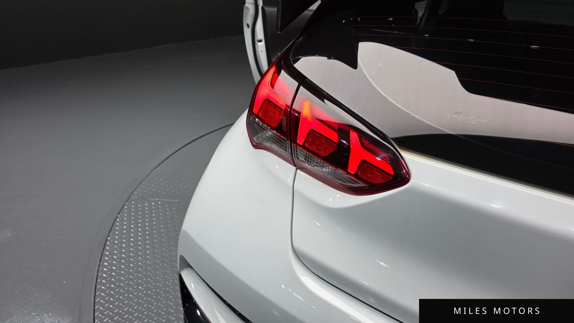 Hyundai Veloster 2019 — миниатюра 9