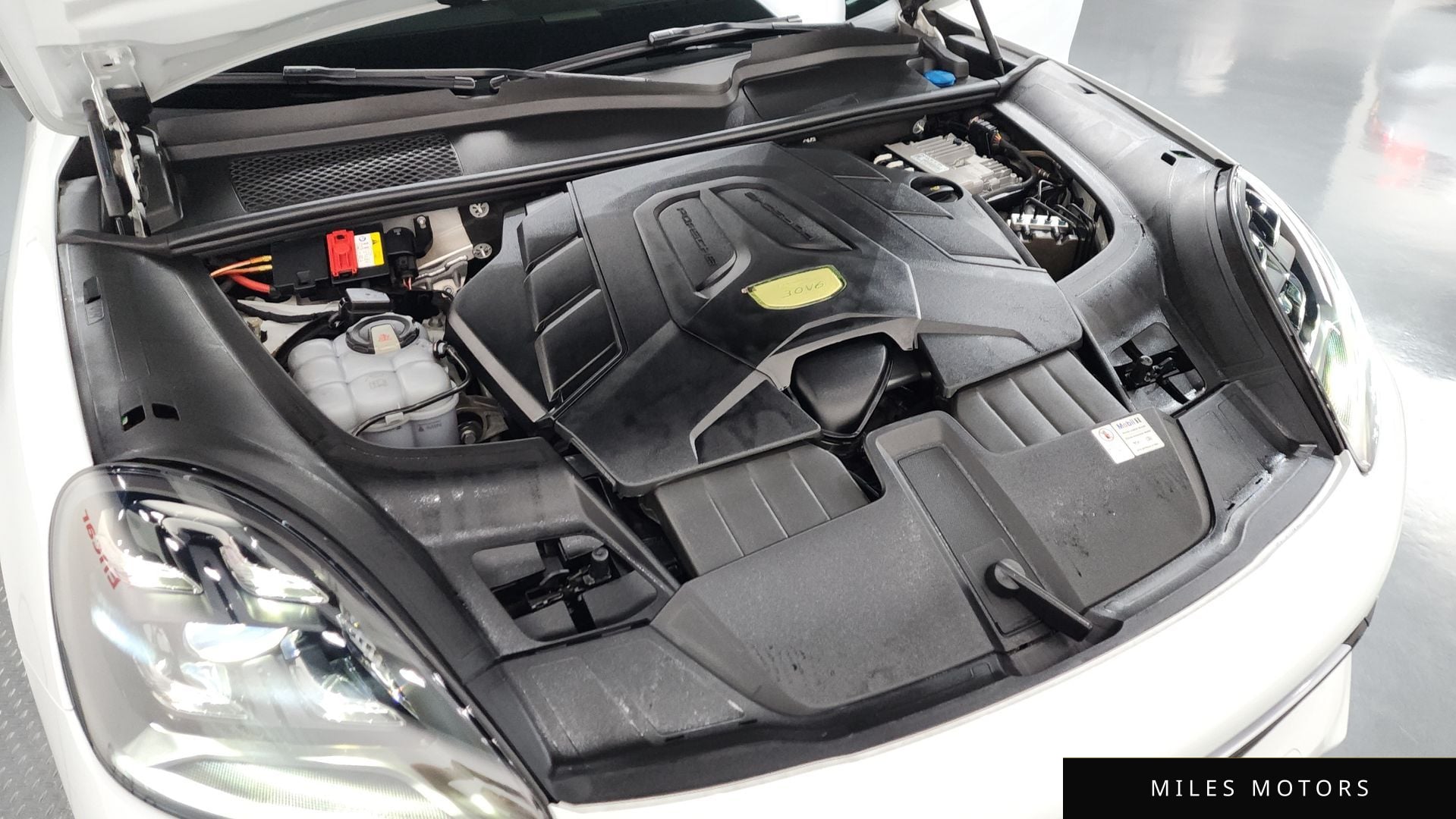 Porsche Cayenne 2020 — миниатюра 6