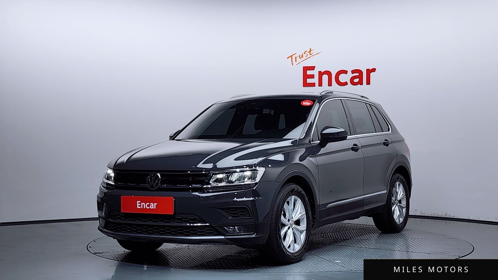 Volkswagen Tiguan 2020 — фото 1 из 12