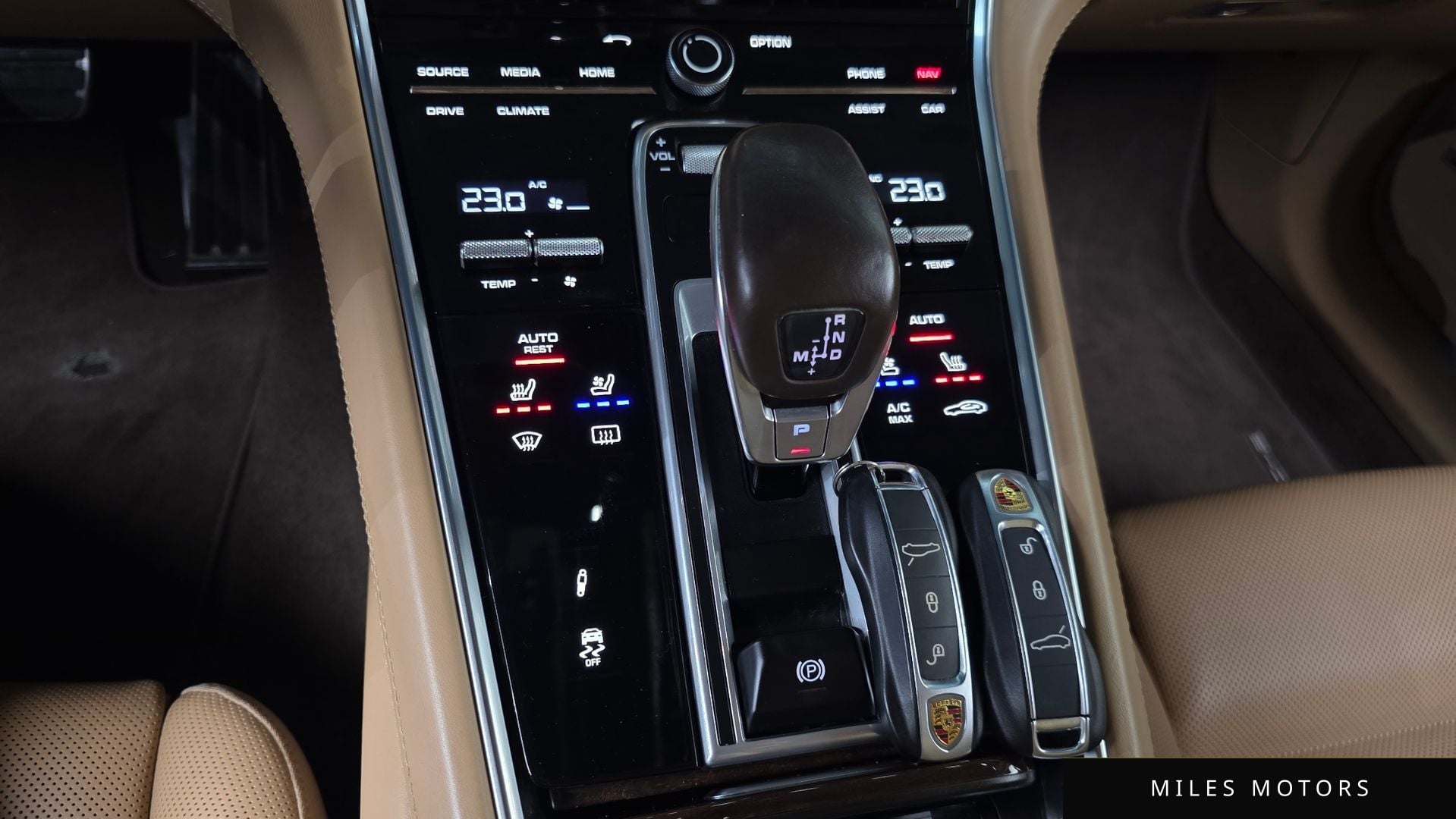 Porsche Panamera 2017 — миниатюра 9