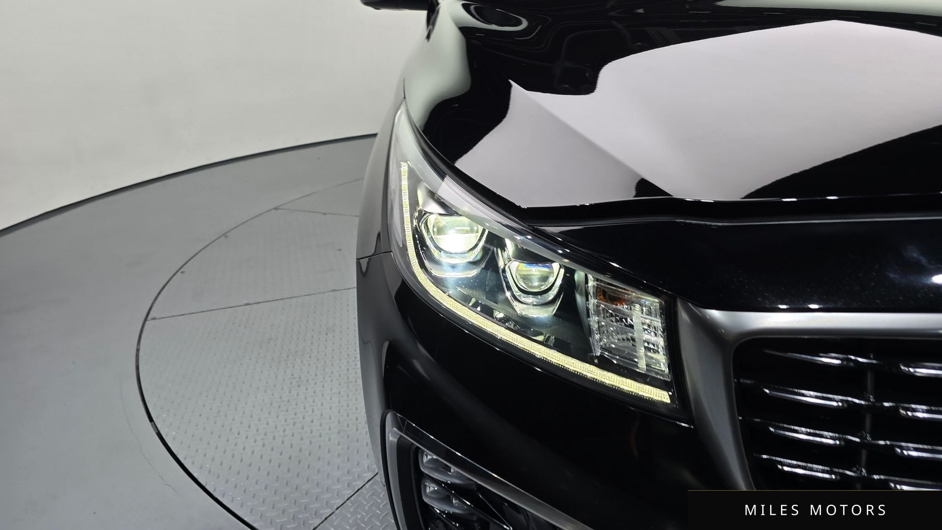 Kia Canival 2019 — миниатюра 8