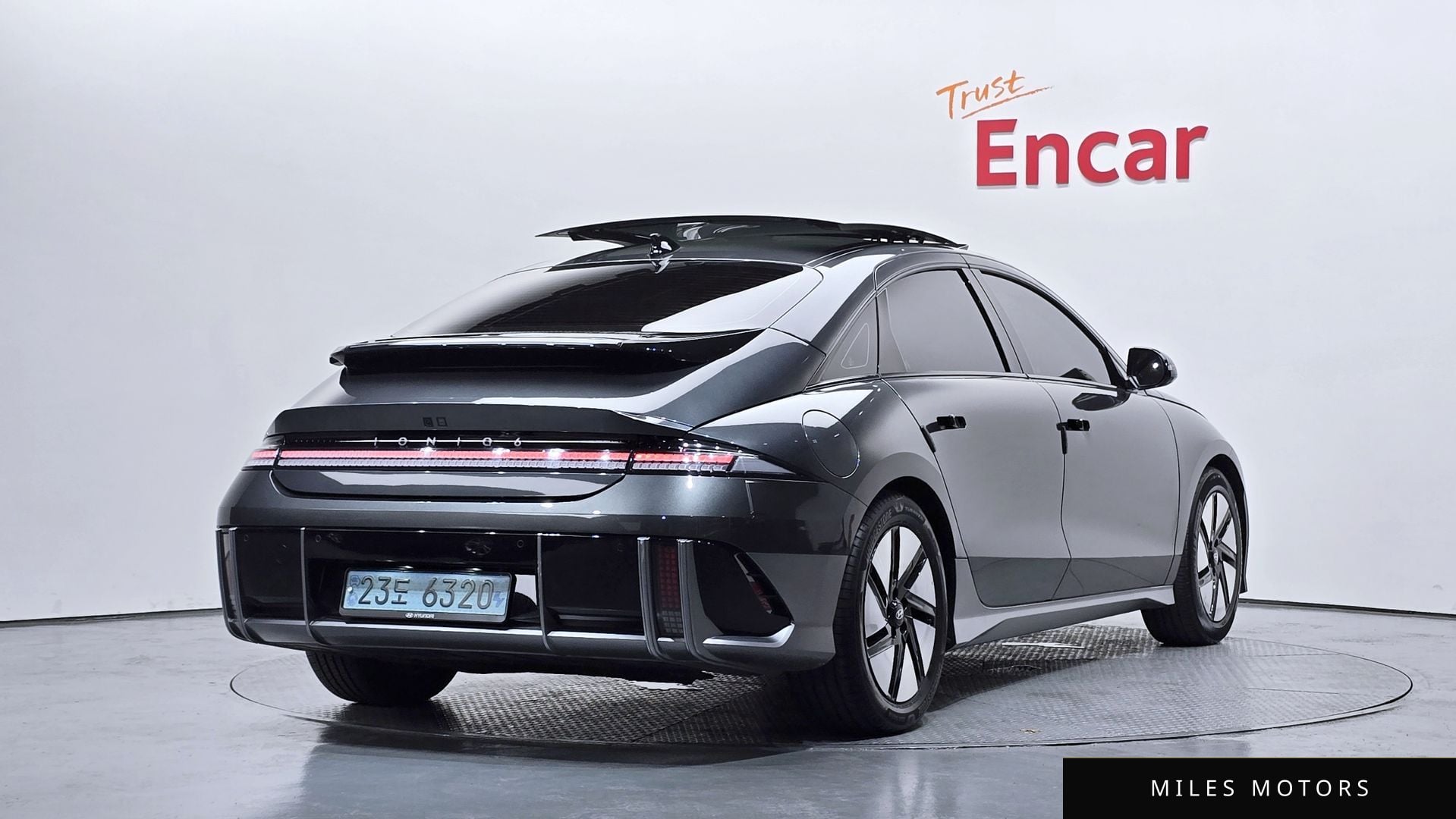 Hyundai Ioniq6 2023 — миниатюра 2
