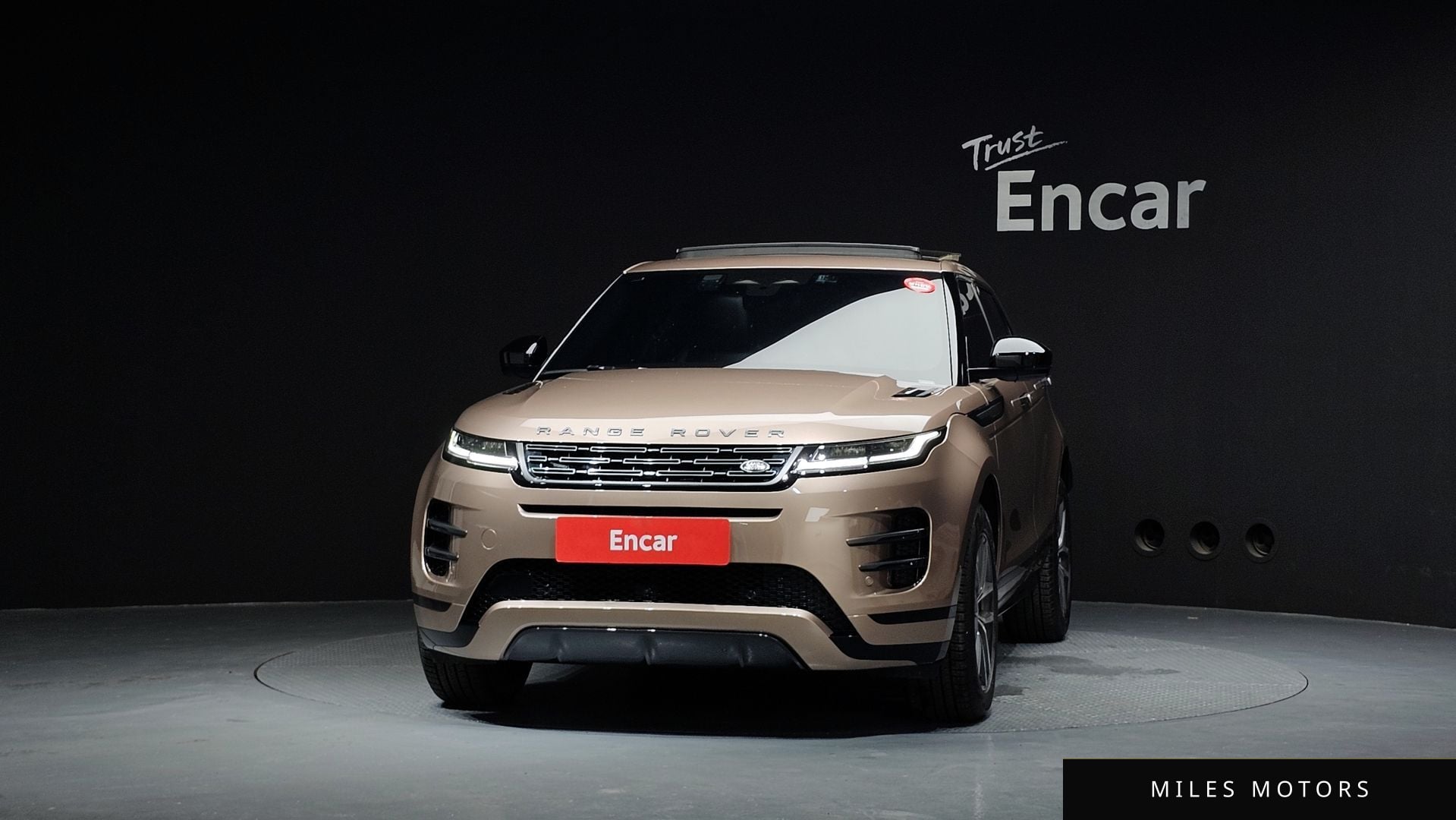 Land Rover Range Rover Evoque 2026 — миниатюра 3