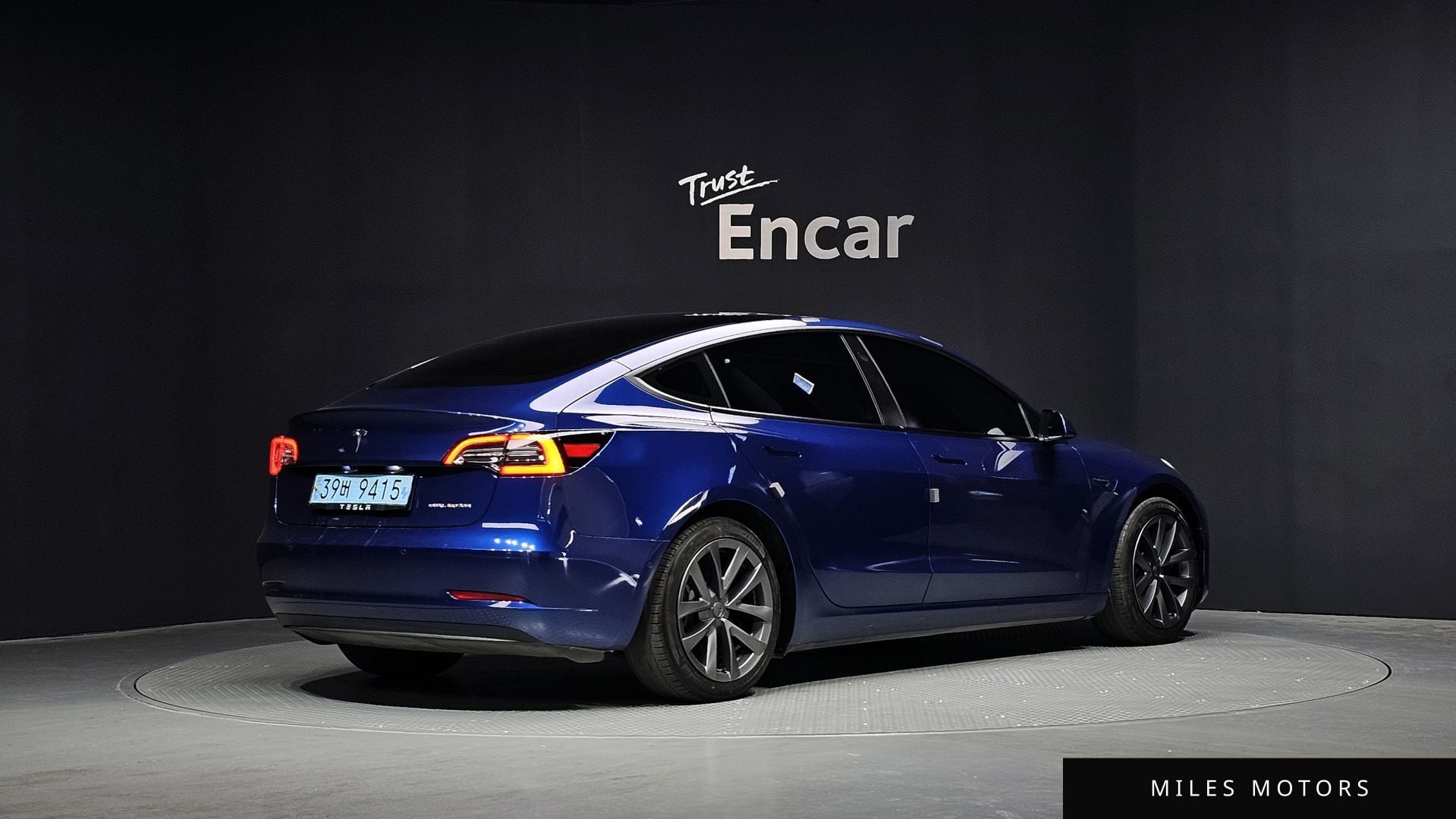 Tesla Model 3 2021 — миниатюра 2