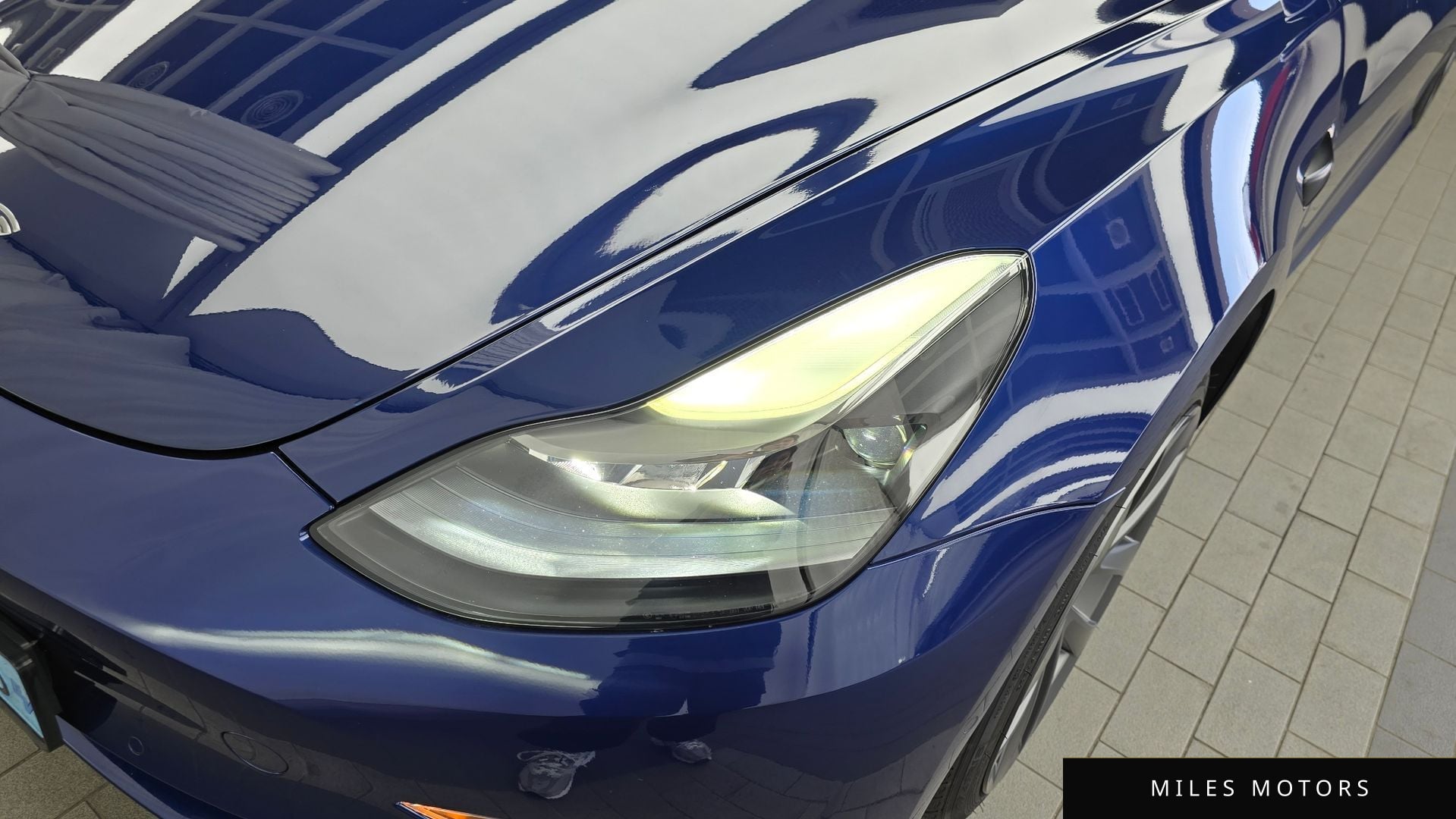 Tesla Model 3 2021 — миниатюра 8