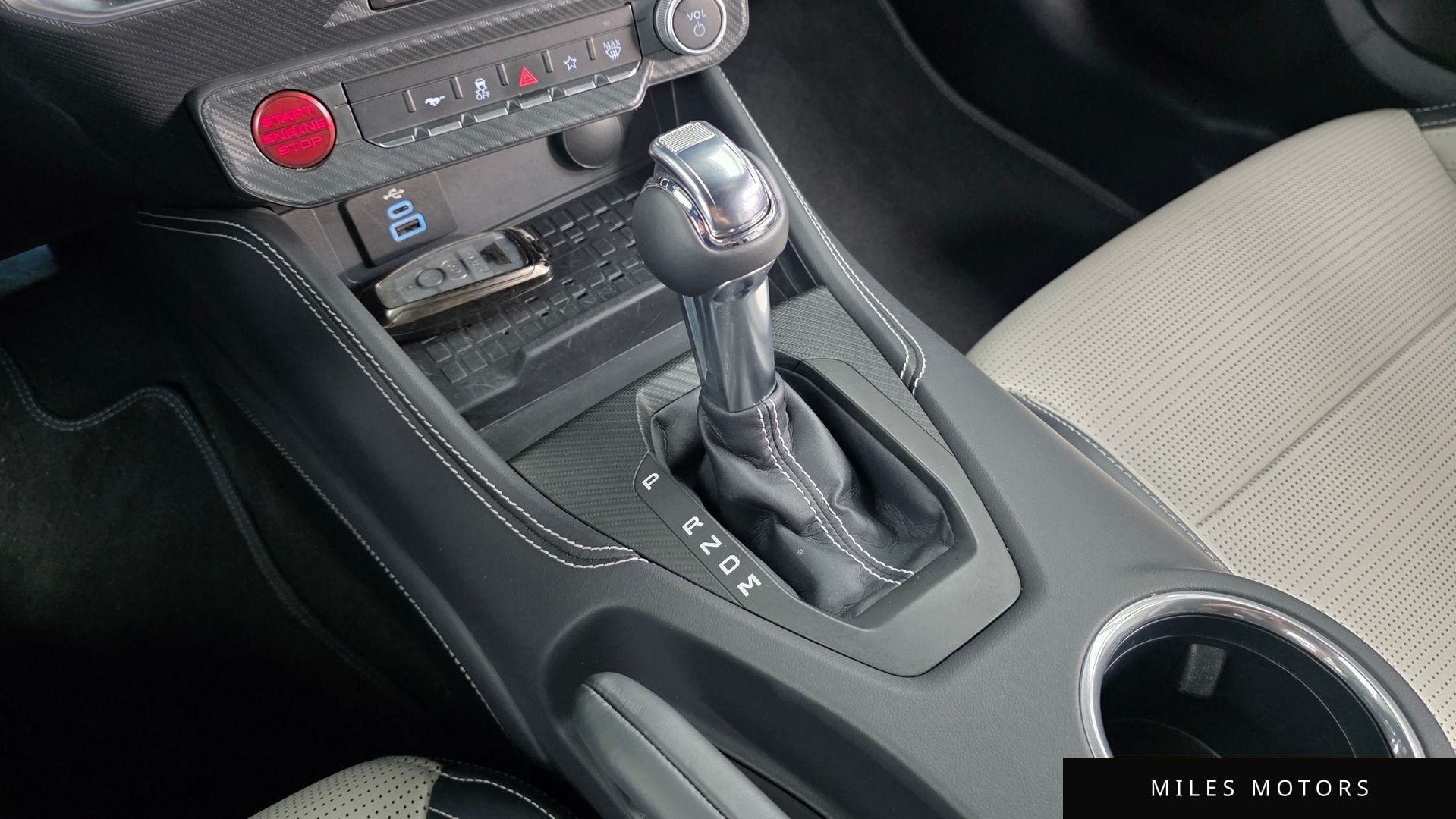 Ford Mustang 2024 — миниатюра 12