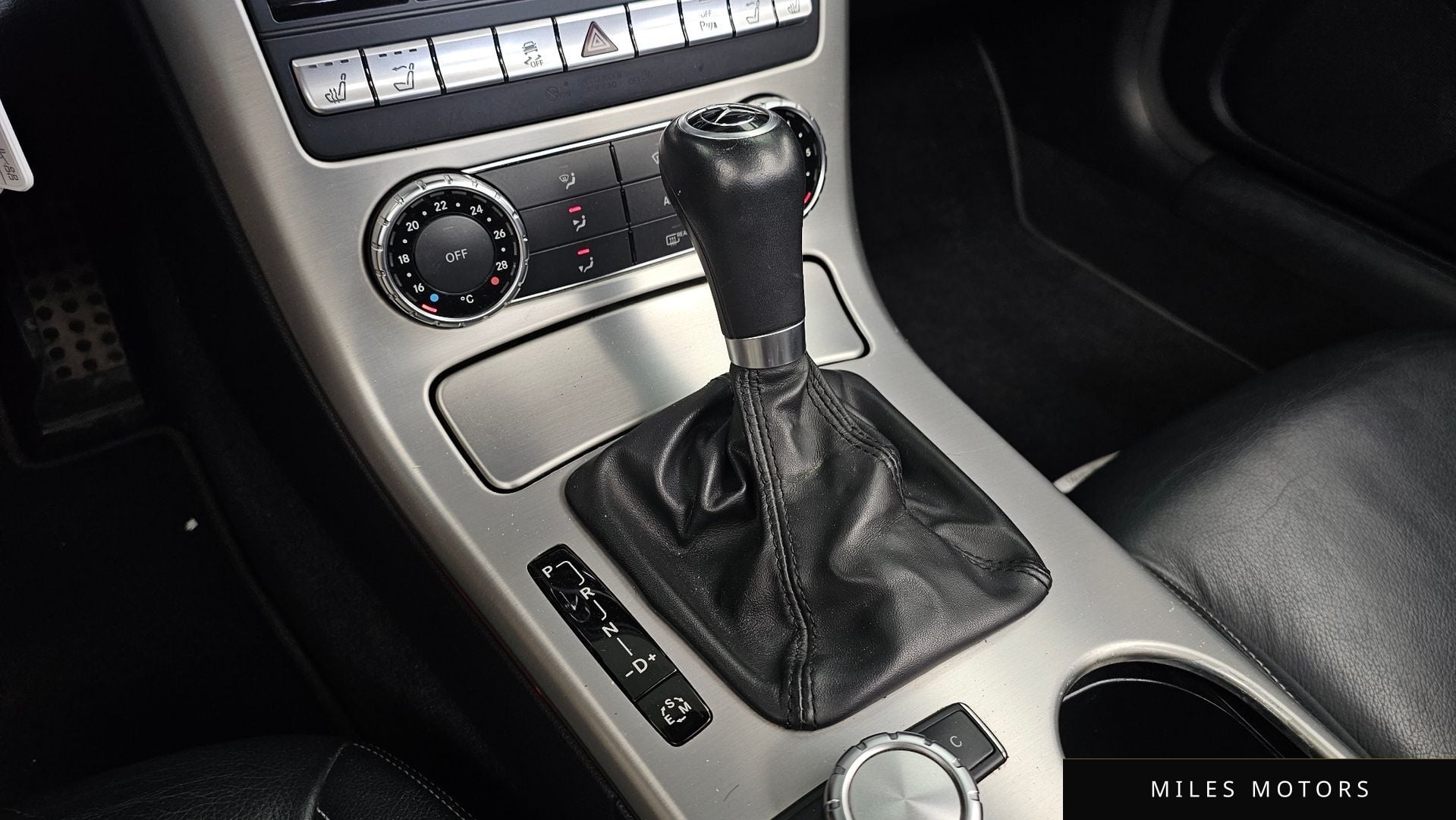 Mercedes-Benz SLK-Class 2012 — миниатюра 9