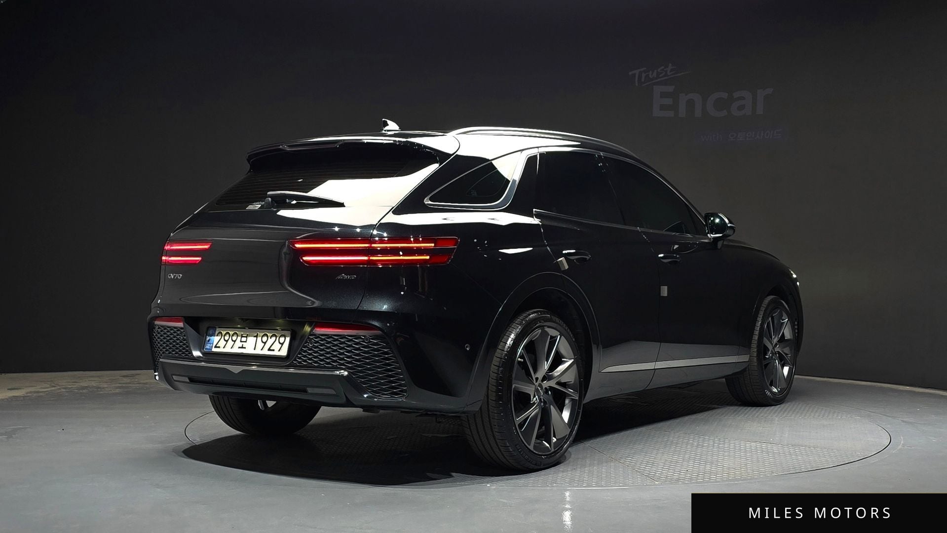 Genesis GV70 2021 — миниатюра 2