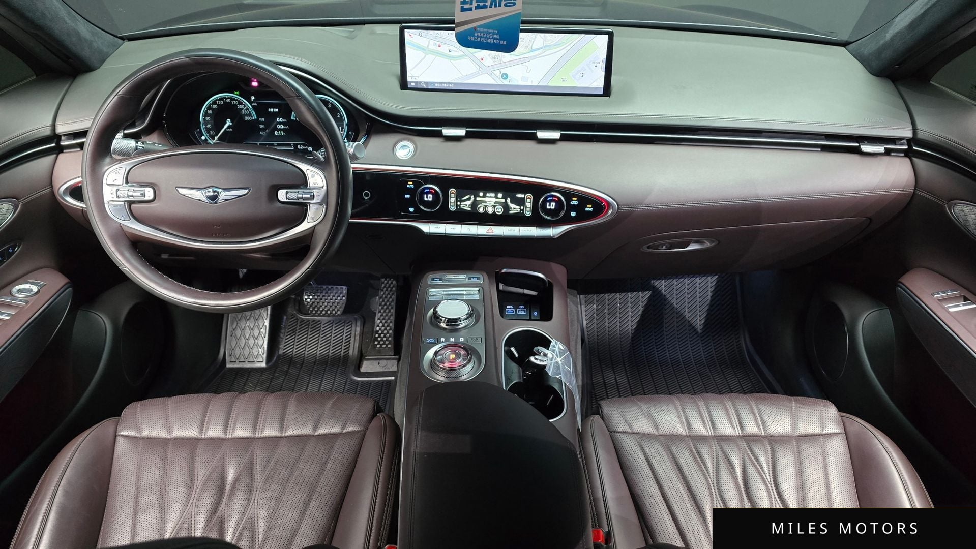 Genesis GV70 2021 — миниатюра 10