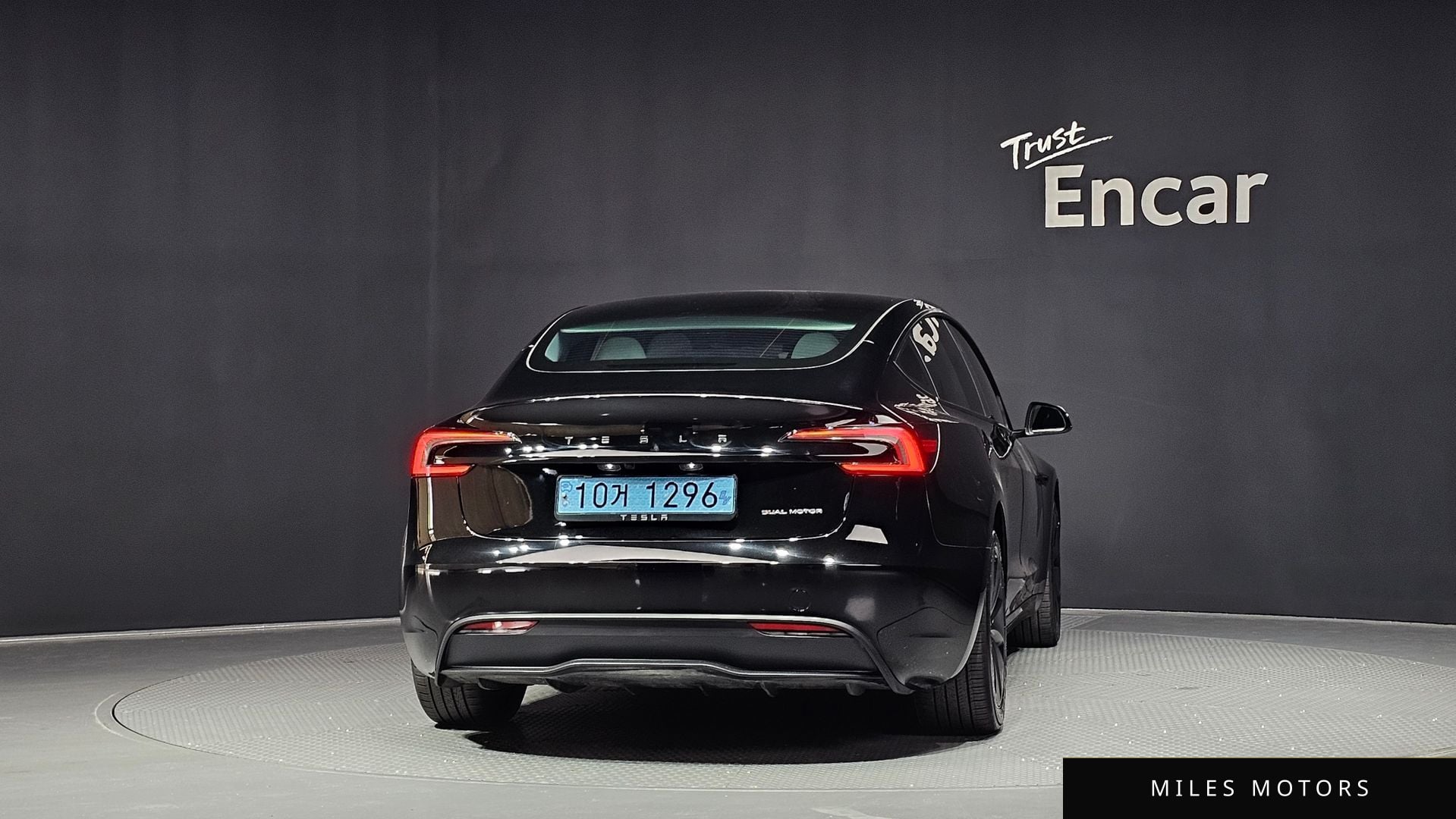 Tesla Model 3 2024 — миниатюра 4