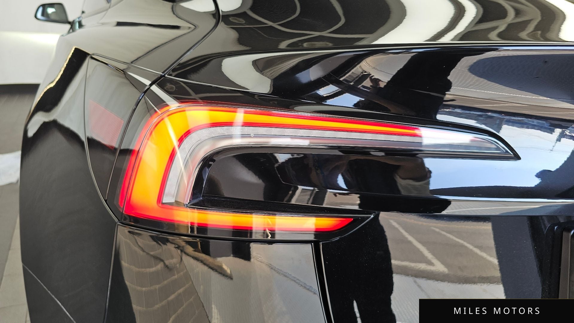 Tesla Model 3 2024 — миниатюра 9