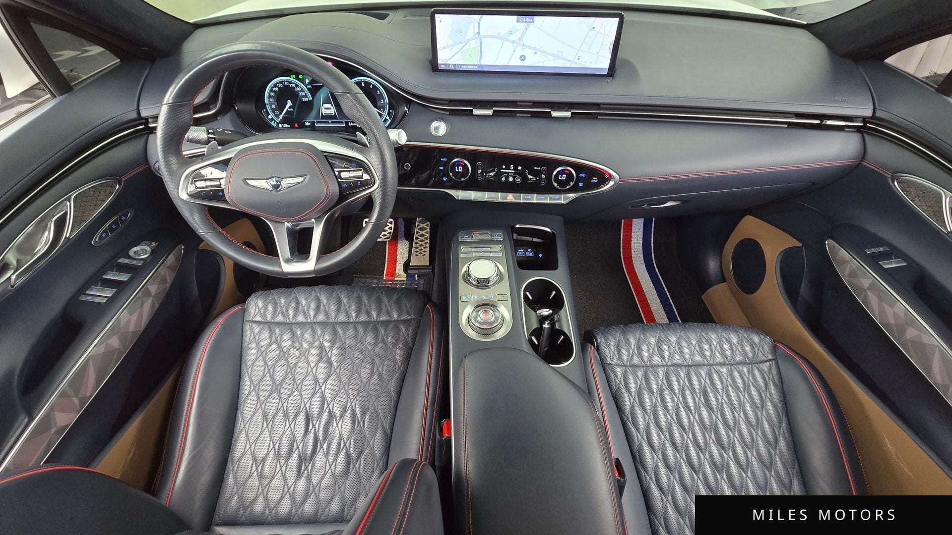 Genesis GV70 2021 — миниатюра 10