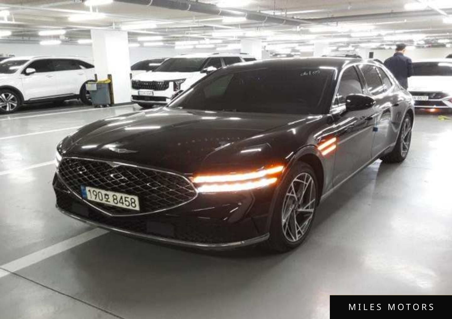 Genesis G90 (RS4) 2022 — миниатюра 2