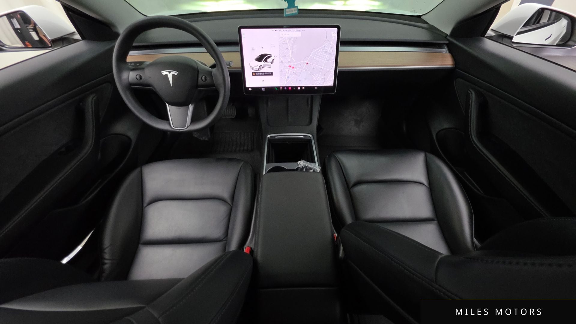 Tesla Model 3 2021 — миниатюра 10