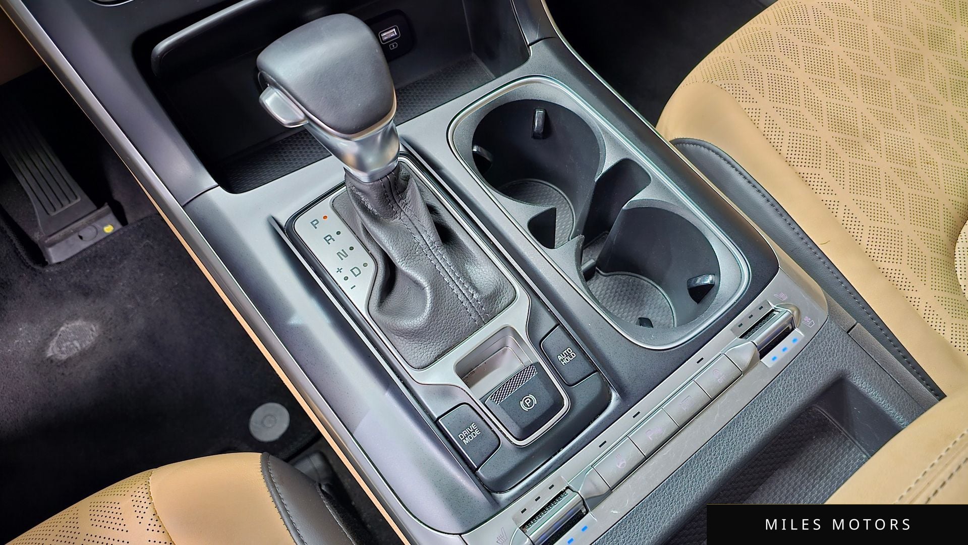 Kia Carnival 2021 — миниатюра 12